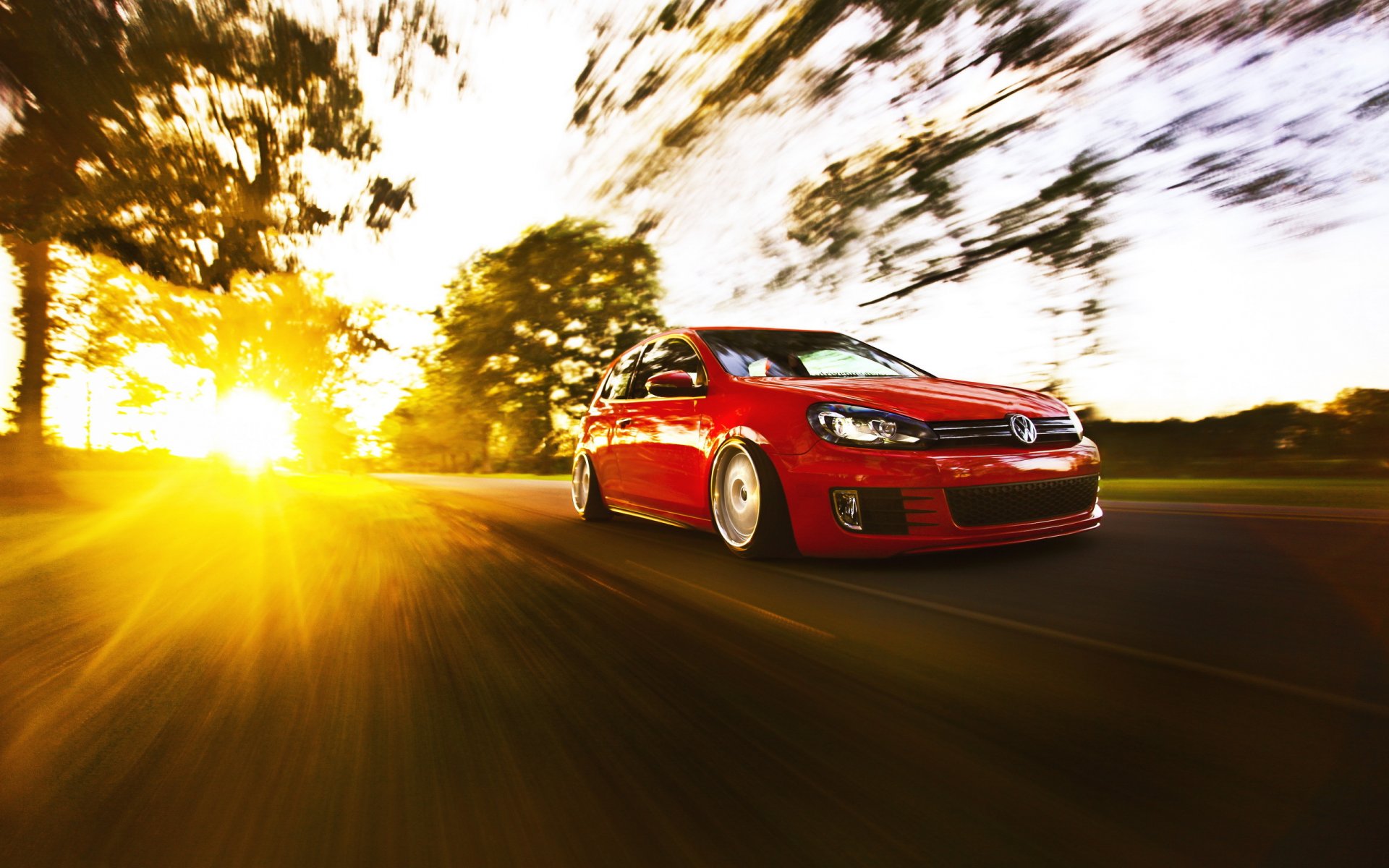 volkswagen golf volkswagen golf en mouvement tuning lumière du soleil