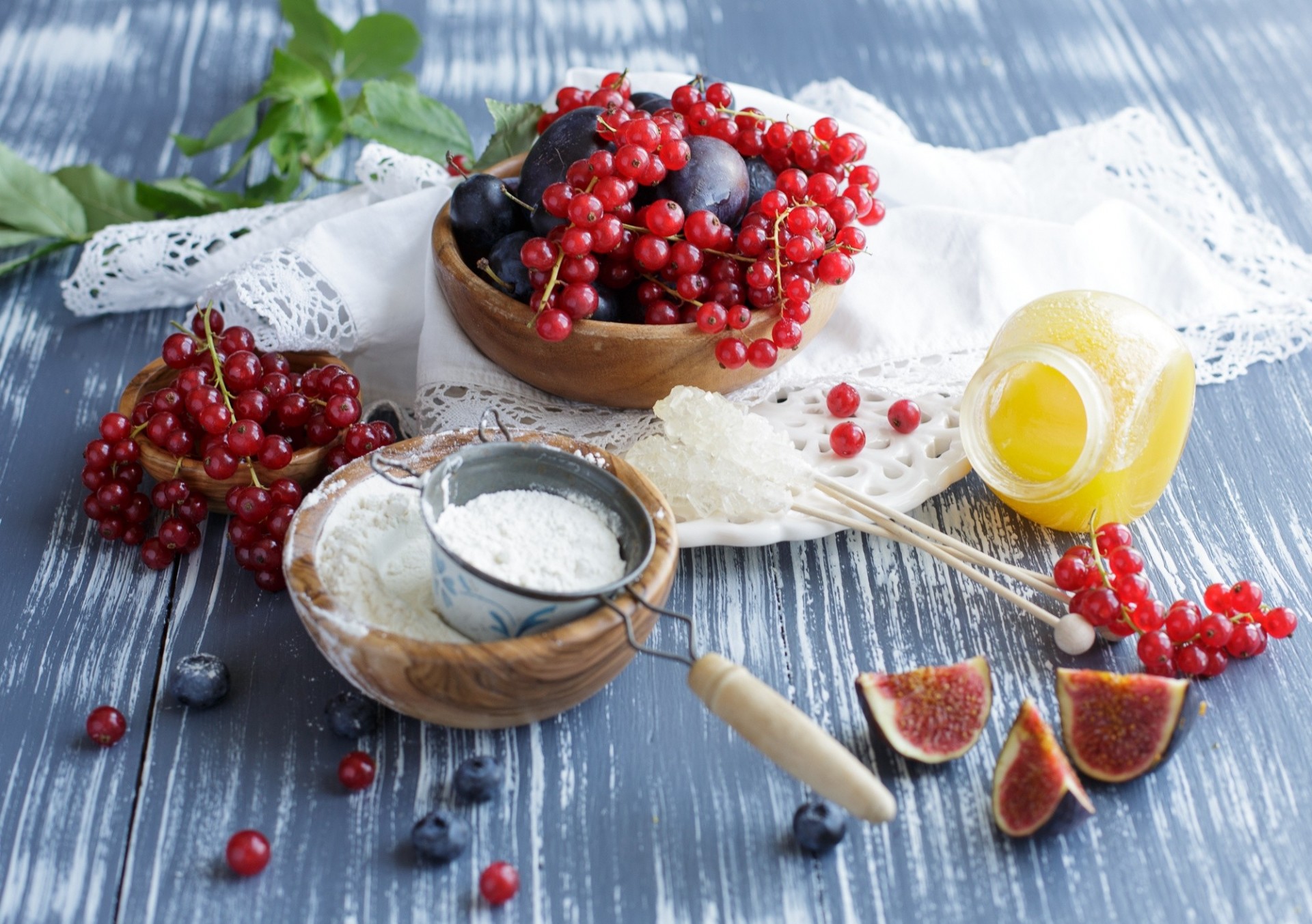 figs flour red currant currants honey