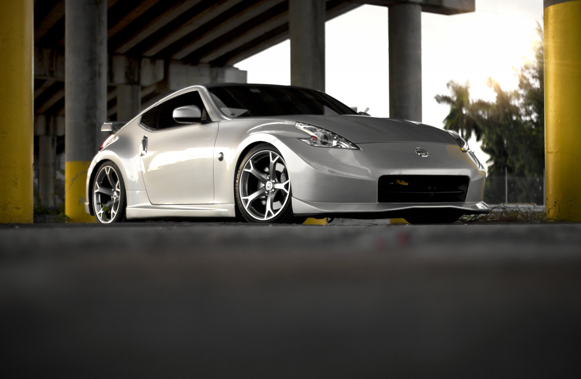 nissan 370z silber tuning sonne holz nissan. silber