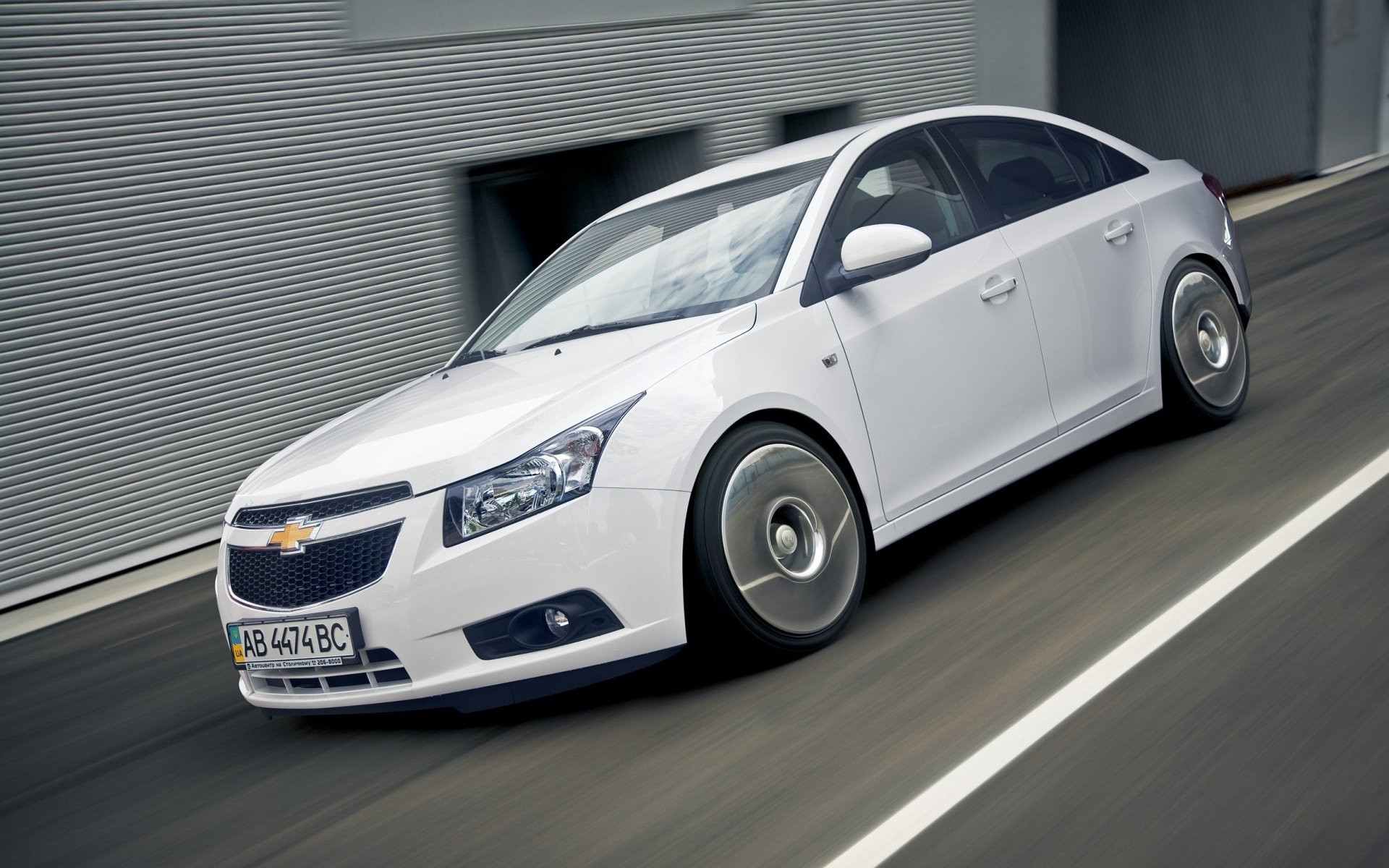 auto chevrolet cruze berline blanc