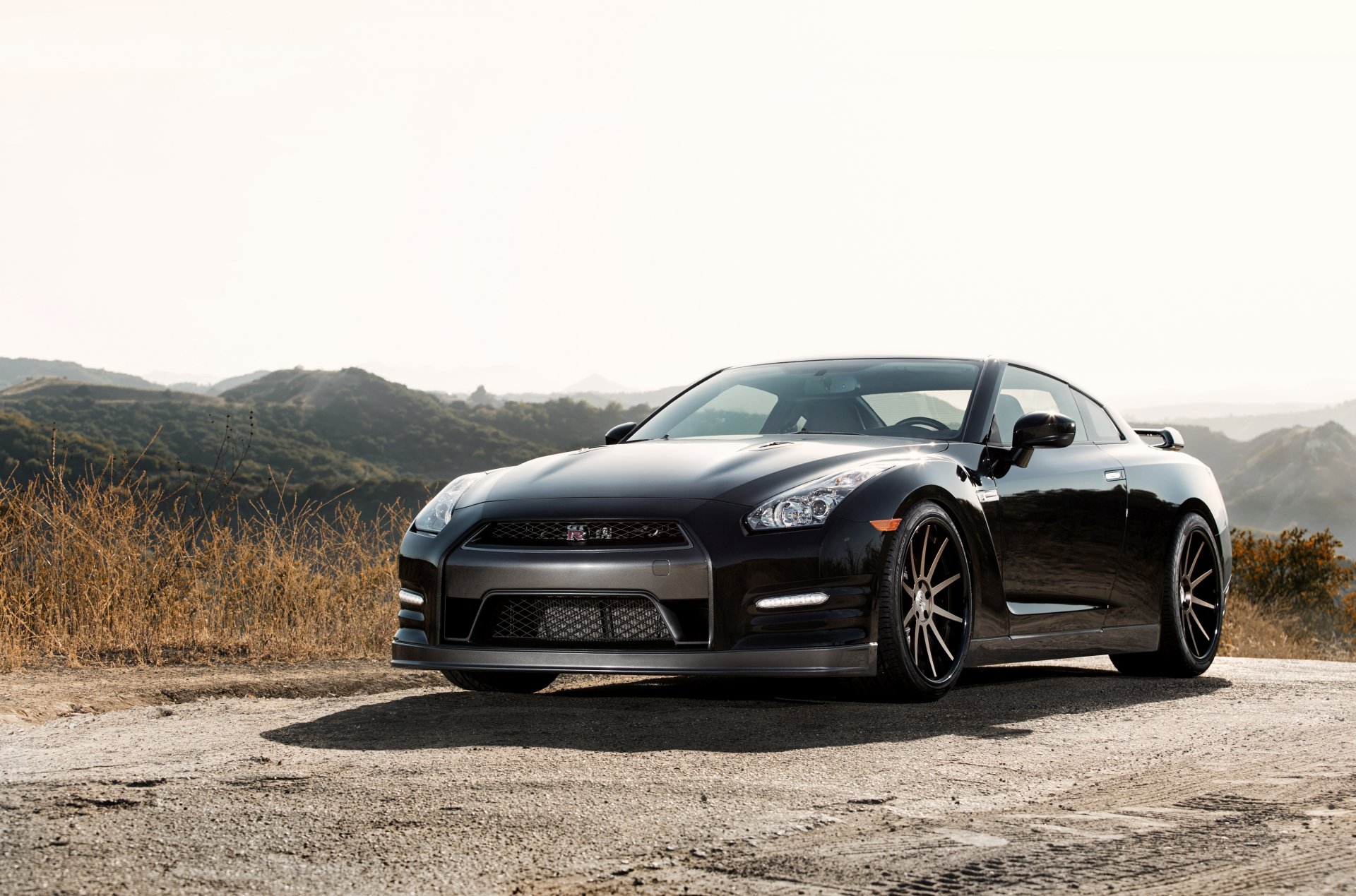 nissan gtr r35 black mountains shadow gad mountain grass sky