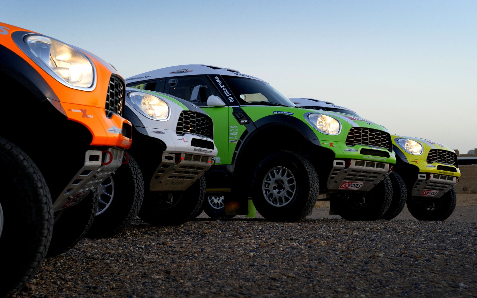 mini cooper mini mini cooper x-raid auto dakar rally four orange white green yellow headlights suv rally