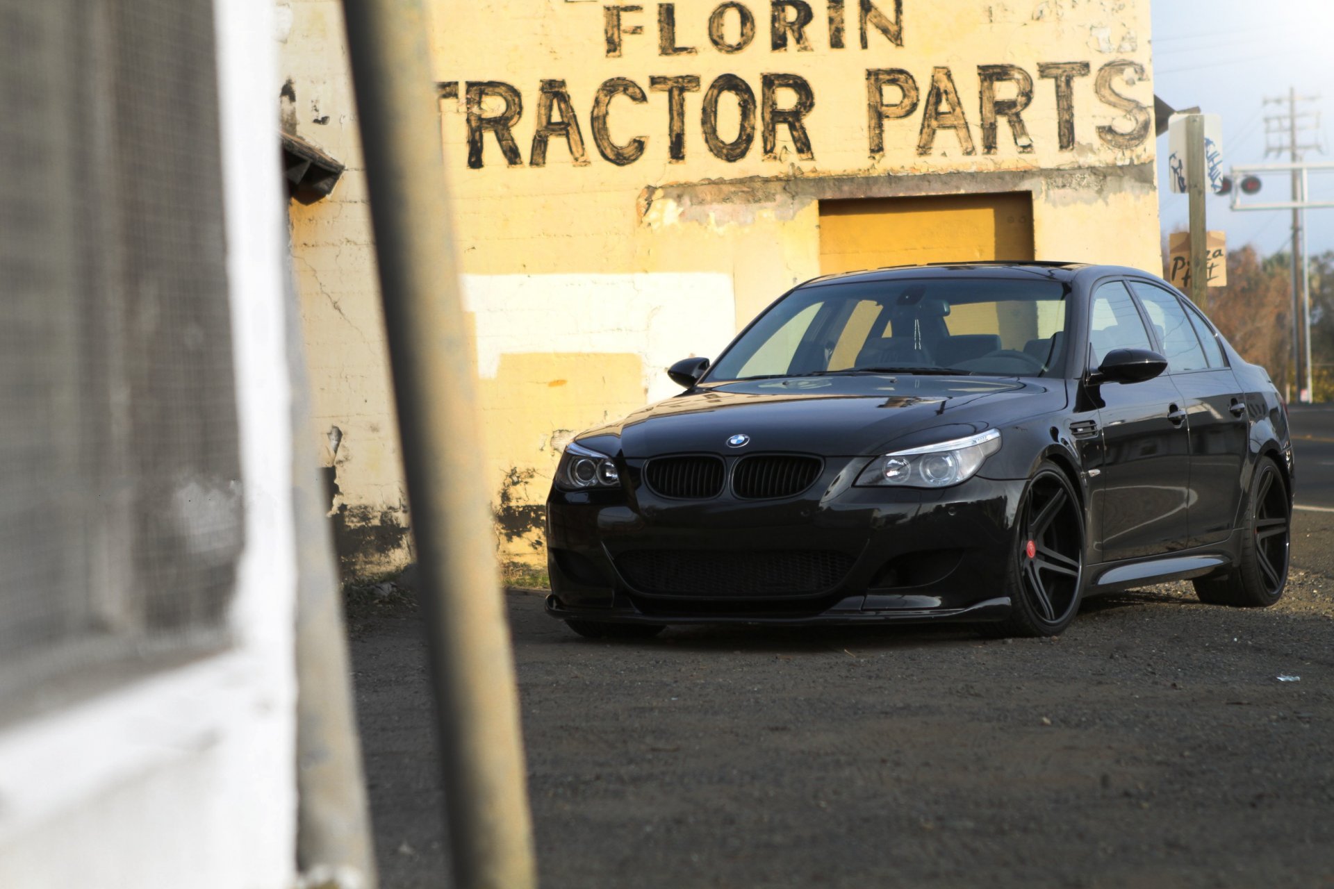 bmw m5 e60 black building yellow bmw front view inscription