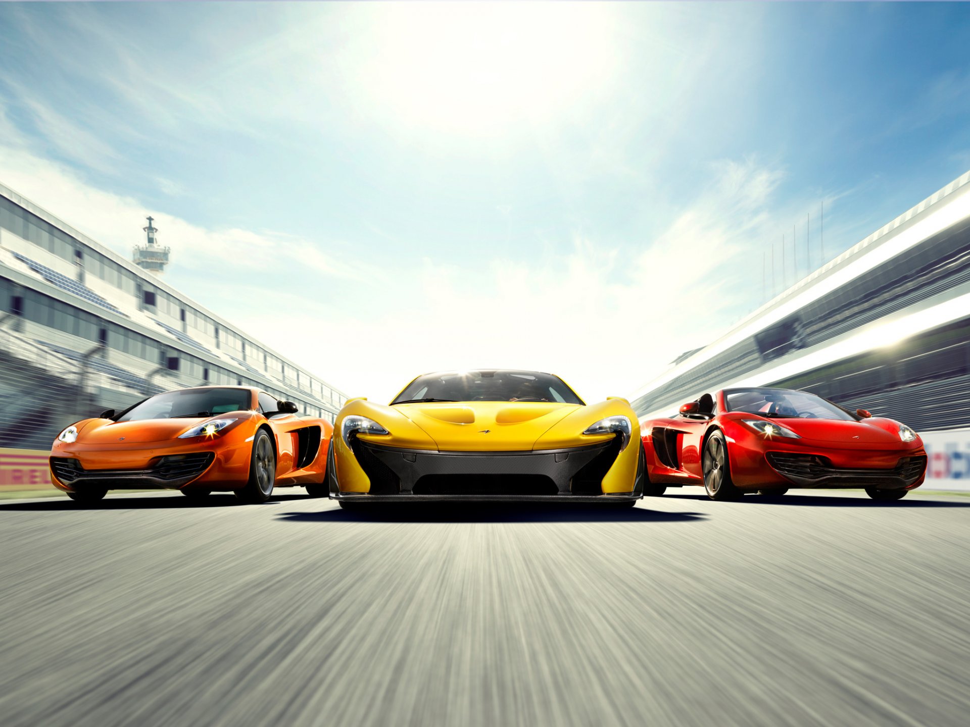 mclaren p1 mclaren mp4-12c mp4-12c spyder mclaren tres superdeportivos mixto