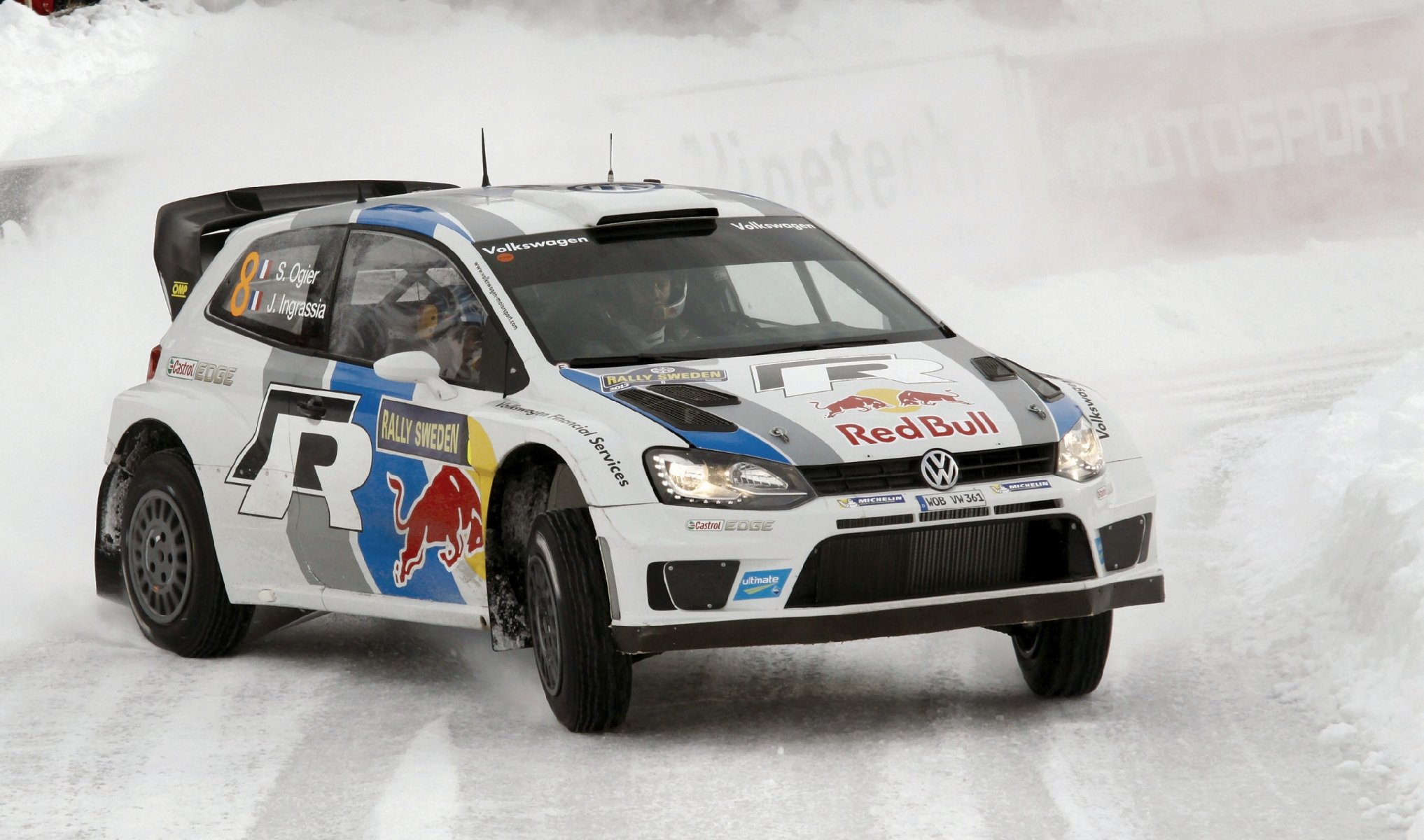 volkswagen polo wrc s. ogier d. ingrassia rally invierno coche giro