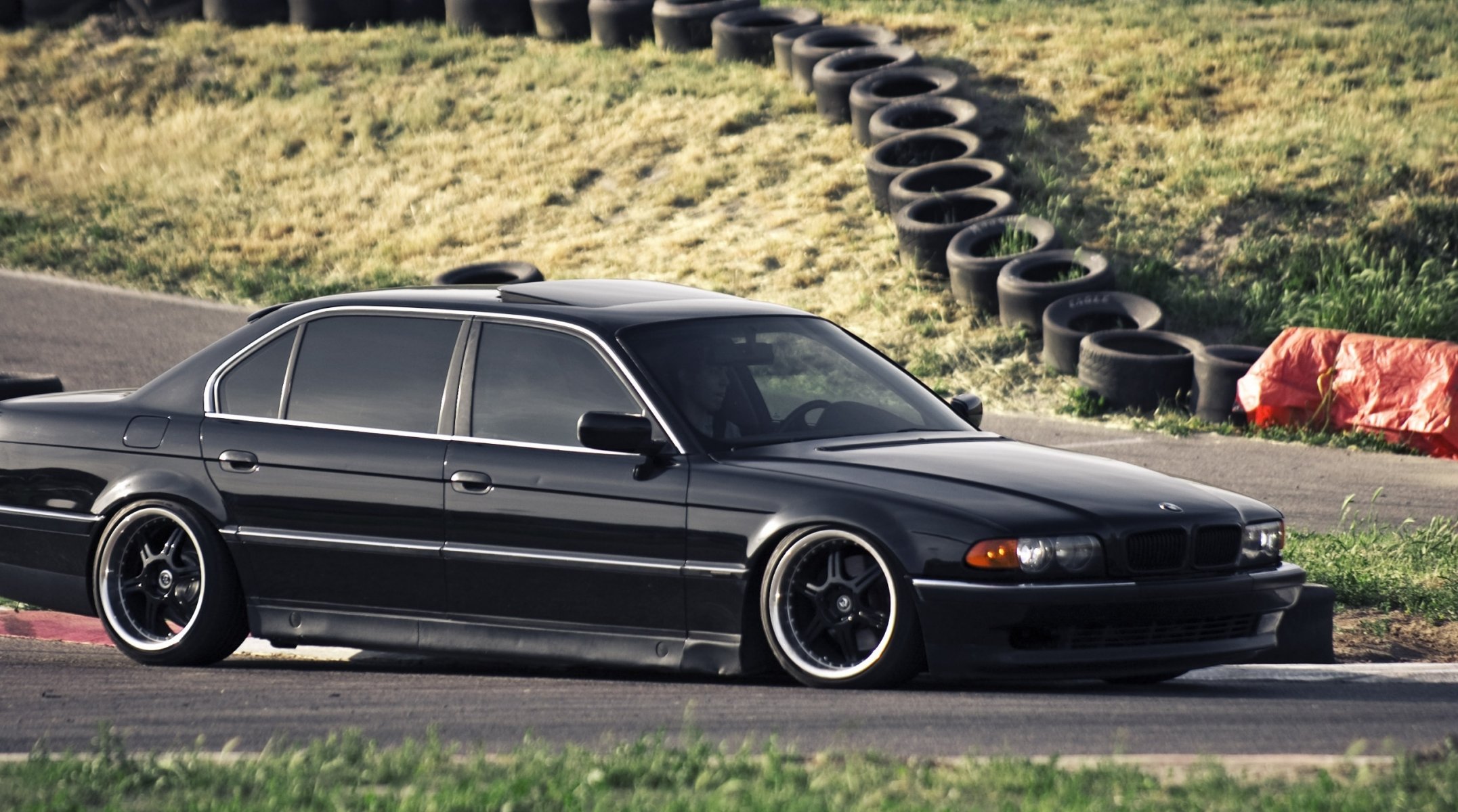 bmw 740 e38 dylan leff boomer seven tuning probefahrt