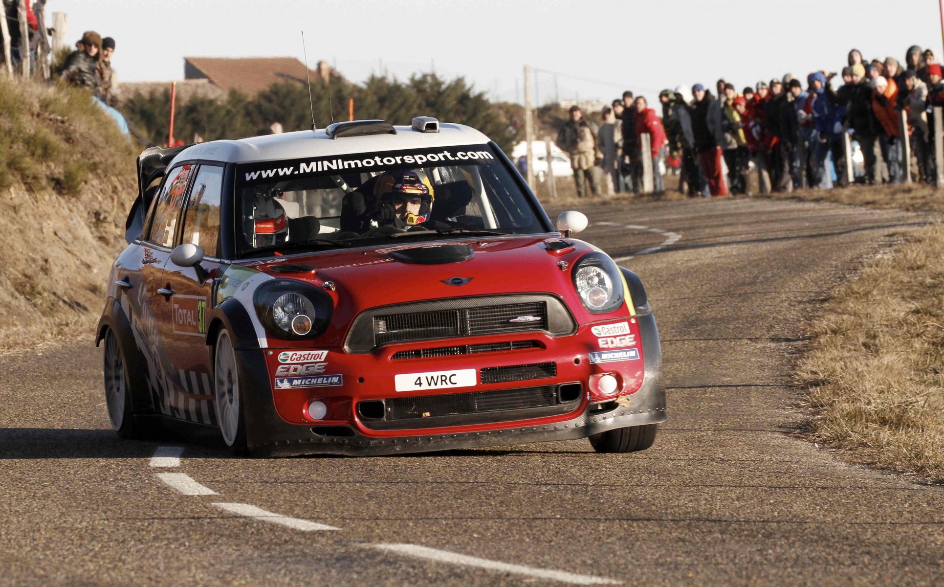 mini cooper mini mini cooper wrc rally persone rosso rosso strada corsa