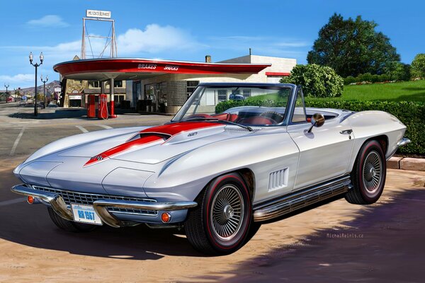 Un atractivo Corvette plateado 427 de 1967