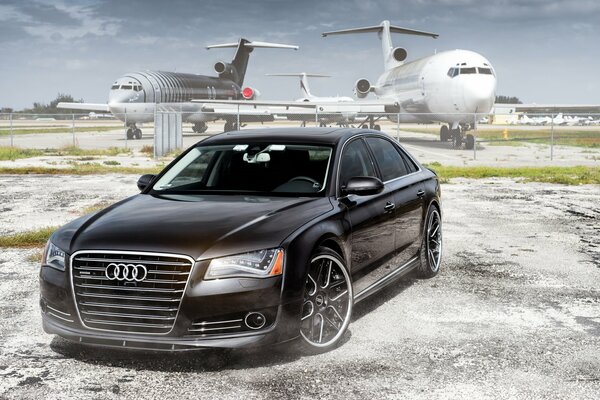 Der Audi a8 ist bequem und schnell wie im Flugzeug 9