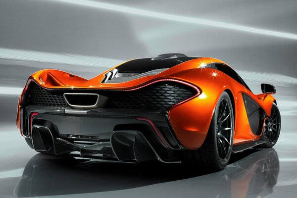 Arancione concept bella supercar