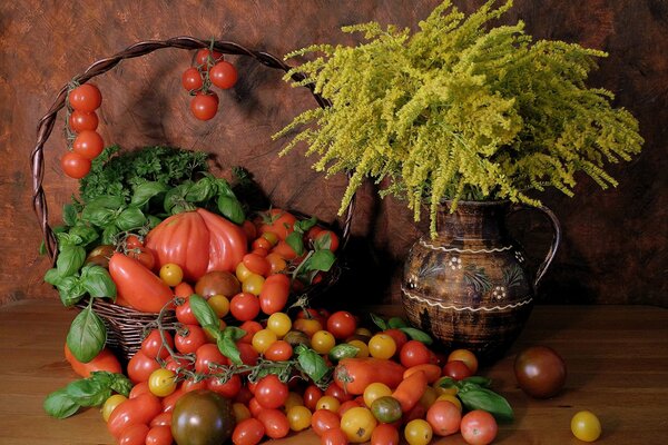 Stillleben Vase mit Blumen und Tomaten