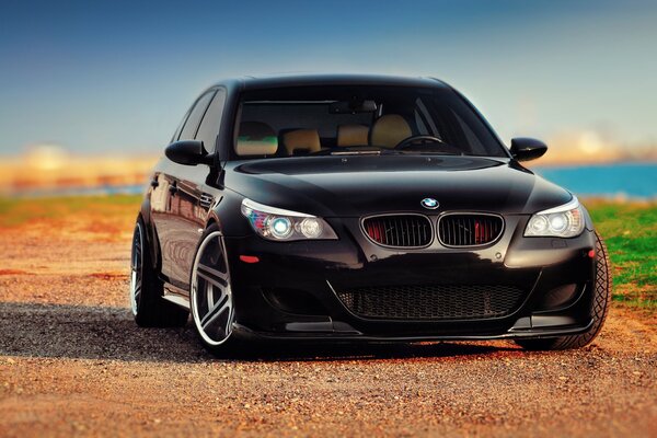 Auto bmw M5 Nero Anteriore