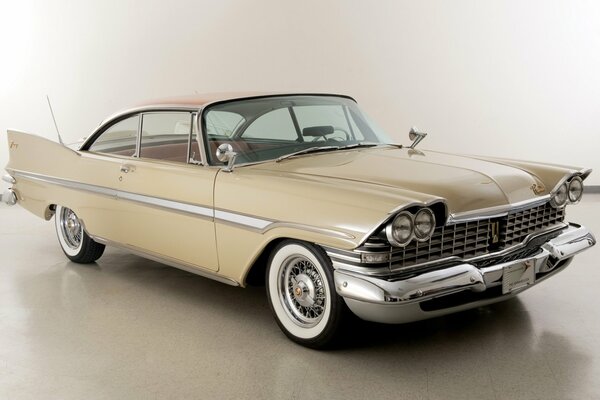 Beige Oldtimer 1959 im Museum