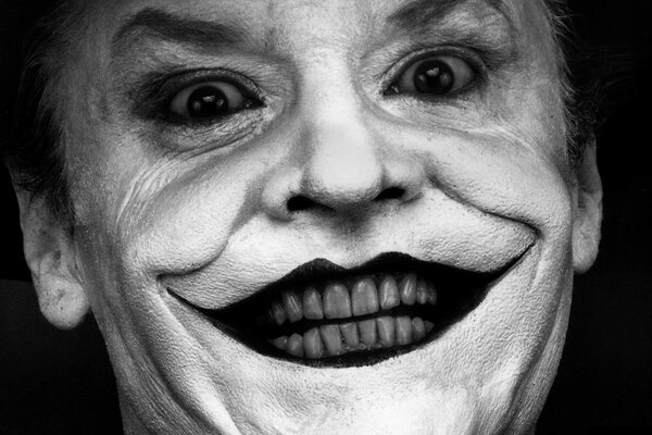 Joker imprevedibile. Il sorriso del clown misterioso