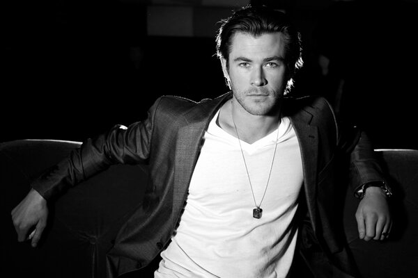 Black and white portrait of Chris Hemsworth