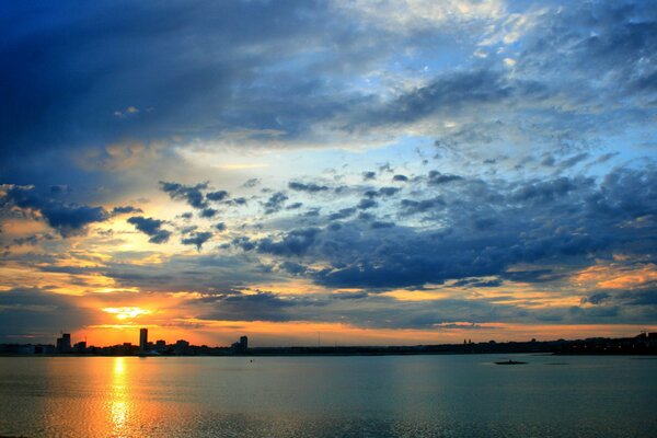 Dawn over the city of Kazan