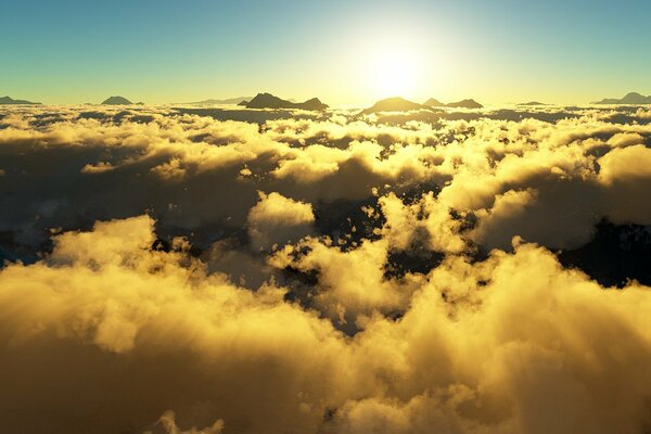 Gentle sun in cumulus clouds