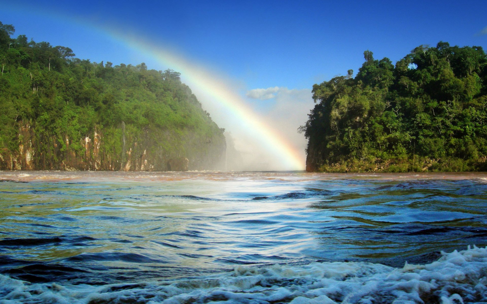 brésil arc-en-ciel verdure