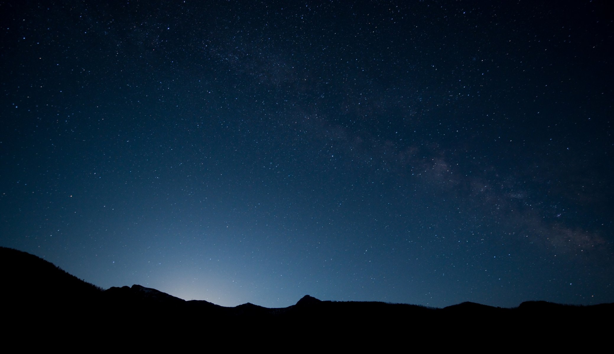 landschaft nacht berge