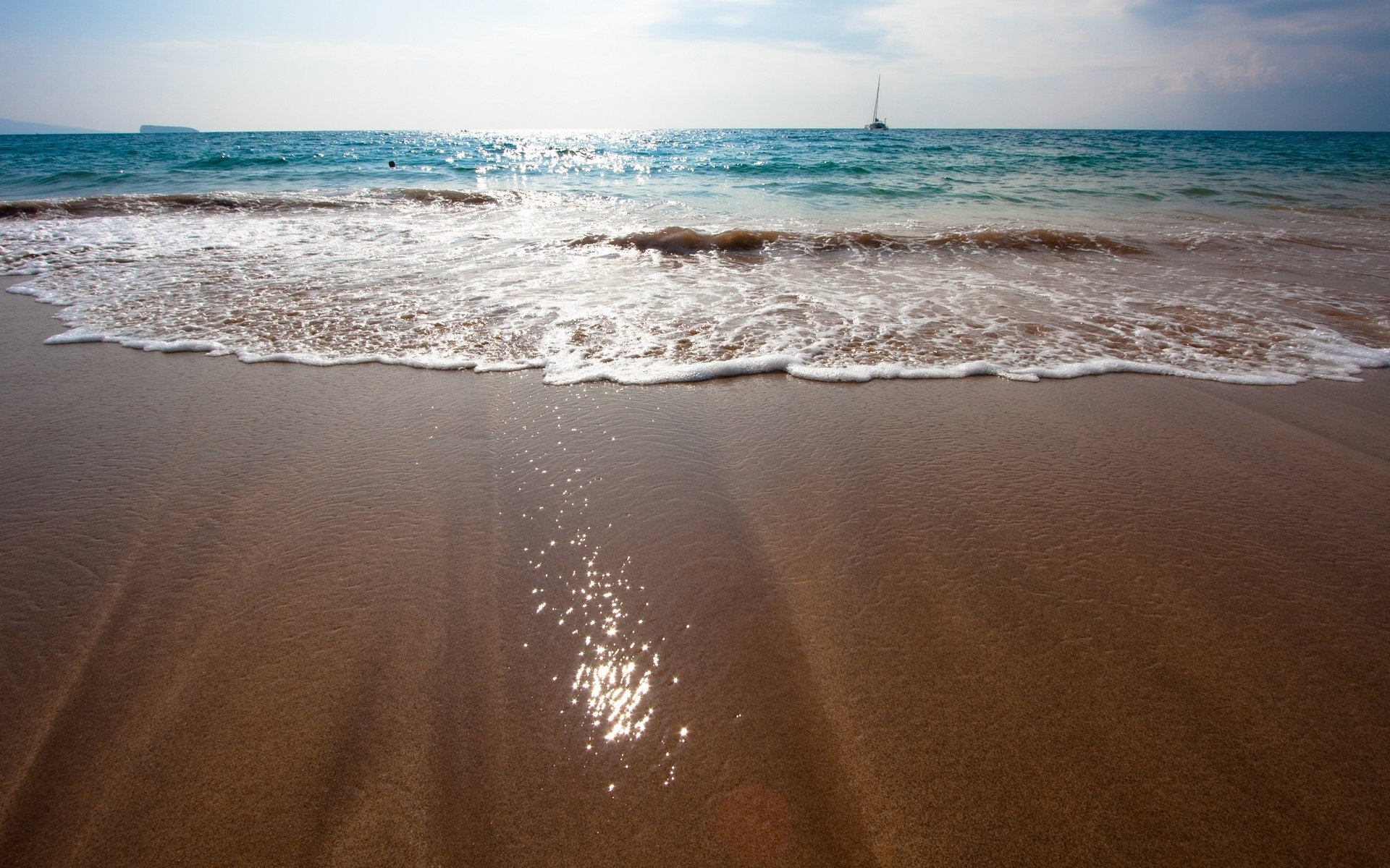 beach pesonen ocean wave