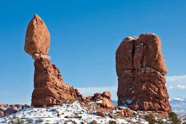 Red rocks in winter