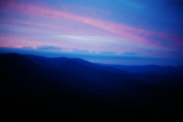 Paysage matinal des montagnes rocheuses