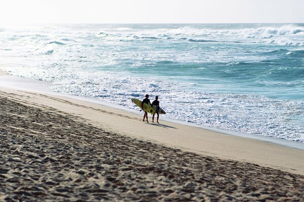 Summer vacation near the deep ocean