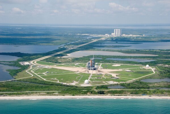 Côte d Azur. Shuttle auf Cape Canaveral