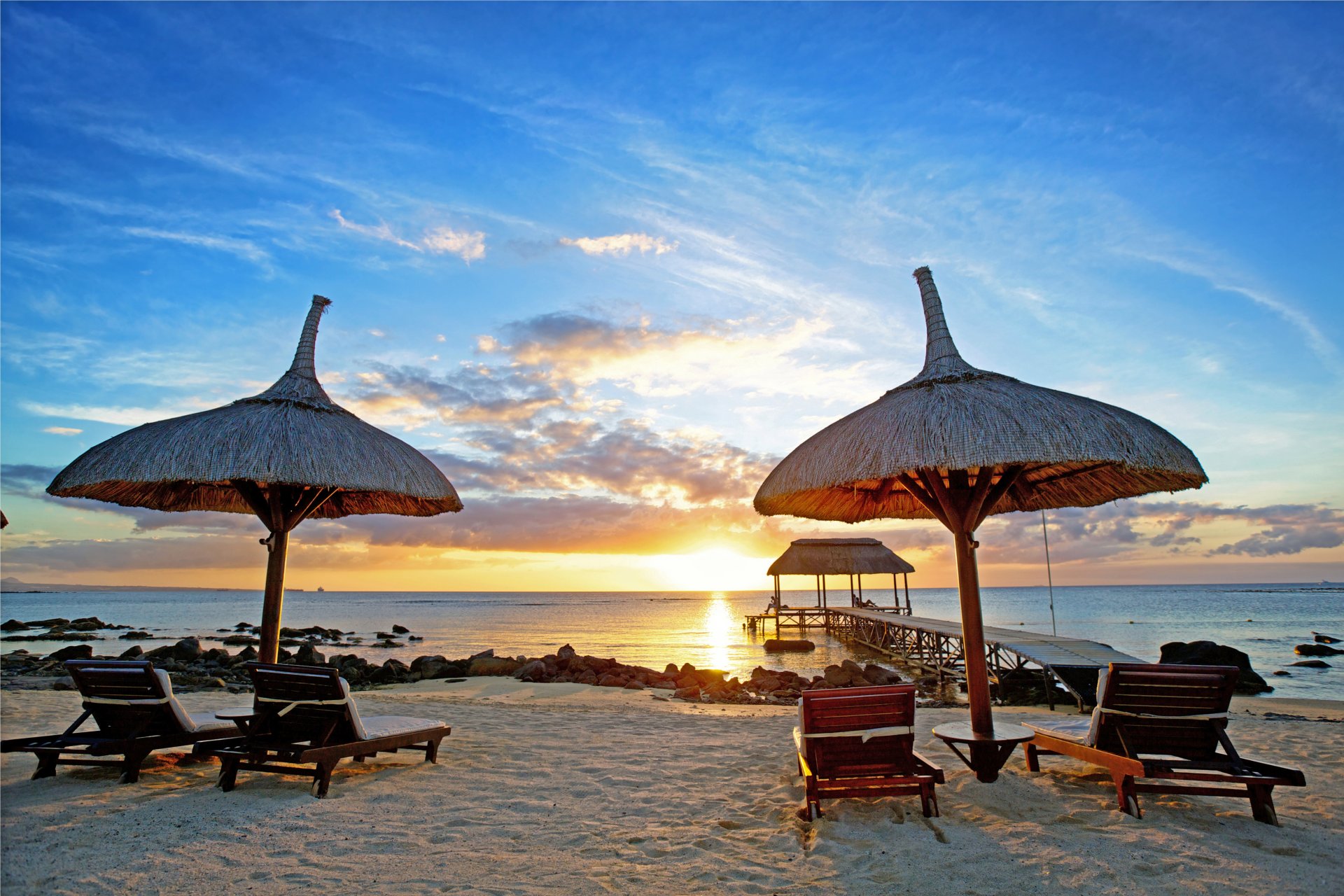 mauritius tramonto isola oceano indiano relax sedie tropicale paradiso spiaggia vacanze mare palme tropici spiaggia sabbia