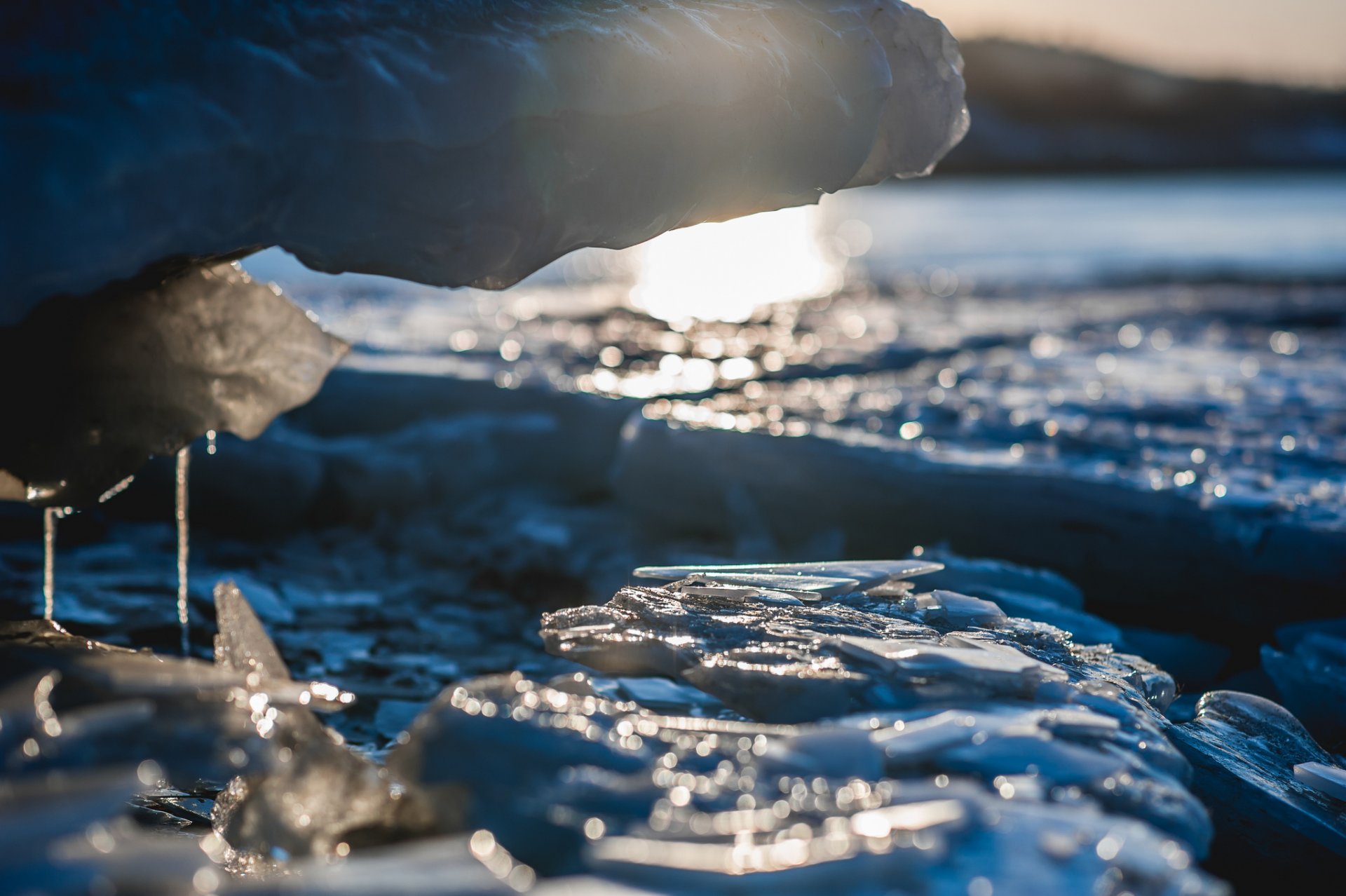 вода брызги весна солнце размытость