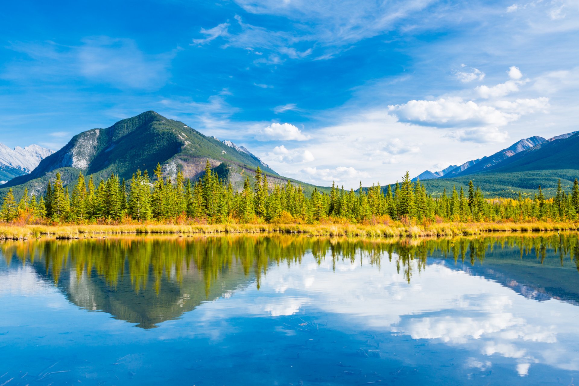 minnewanka lake banff national park albert canada mountain lake tree sky autumn