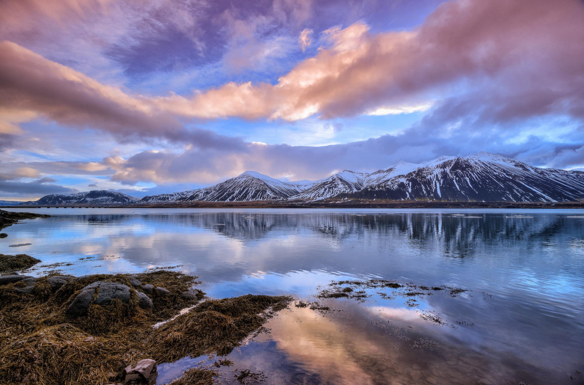 montagne lago neve inverno fiume