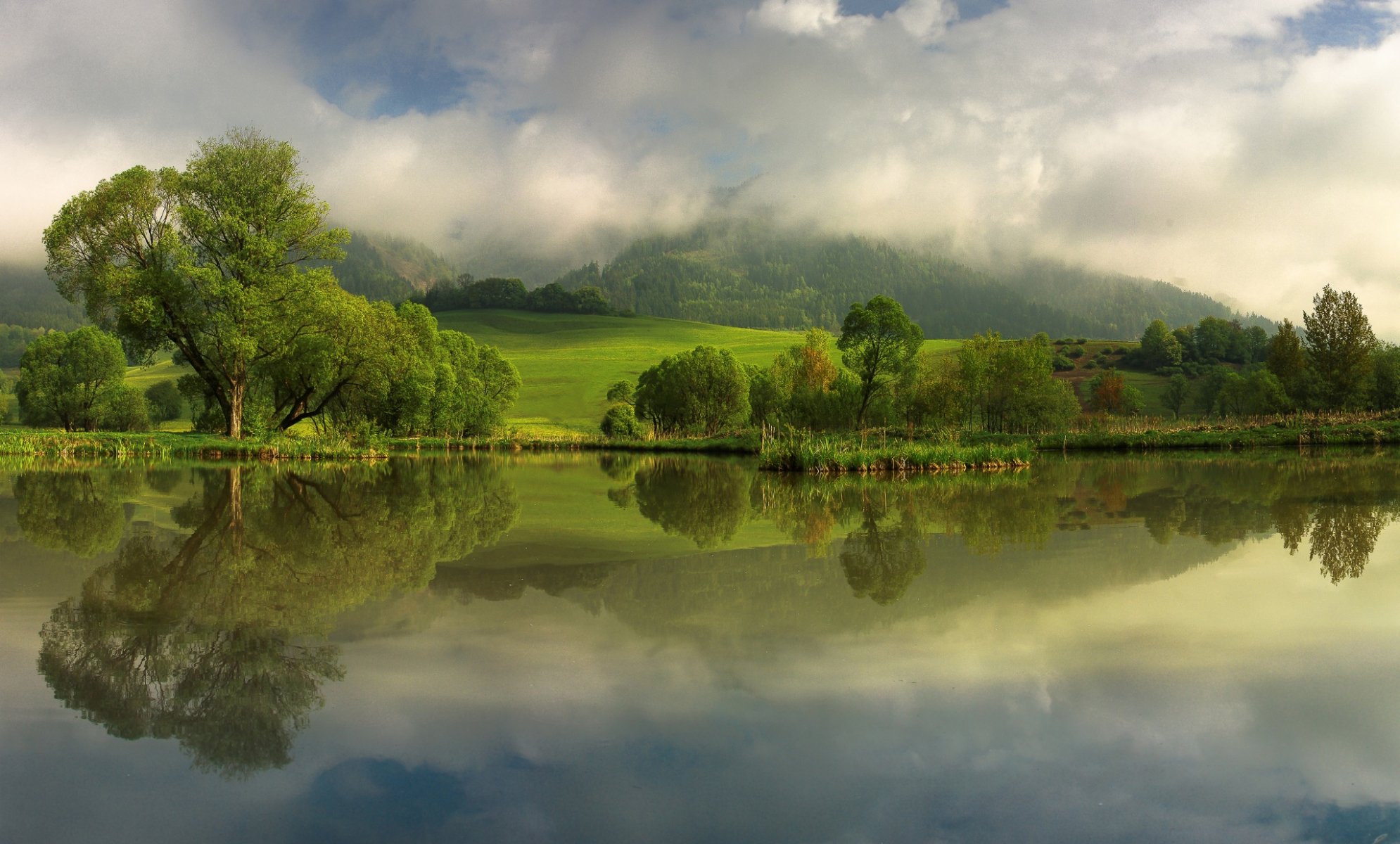 austria rattenberg fiume primavera maggio