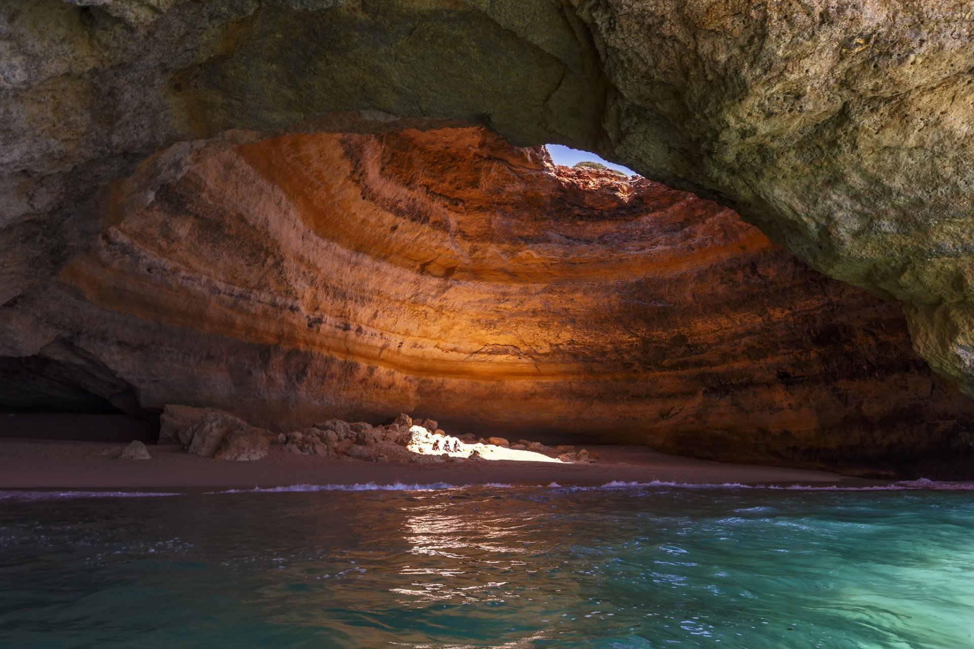 praia de benagil algarve portugal cave beach summer sports grotto