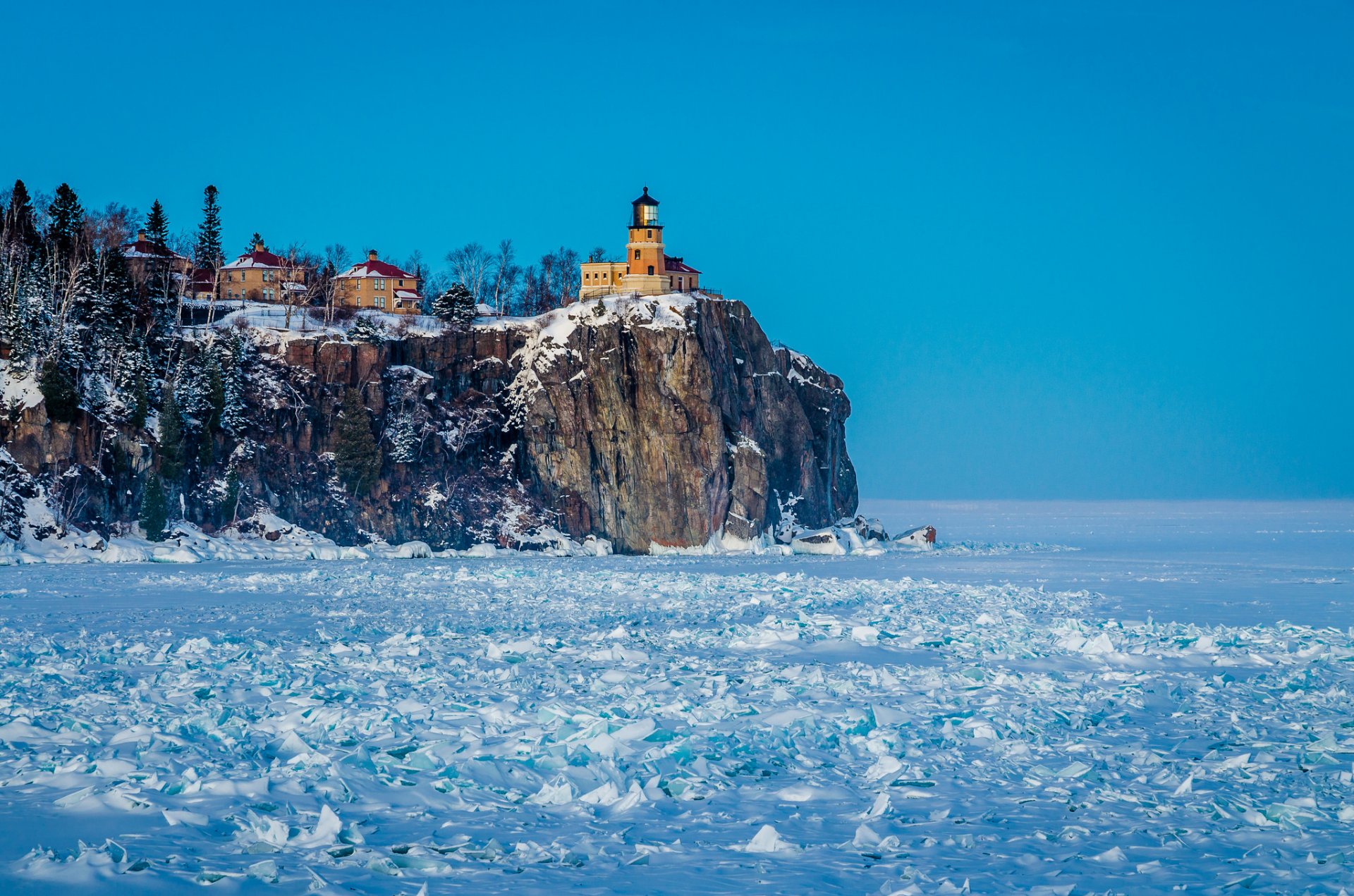 natura śnieg latarnia morska mrożone north shore