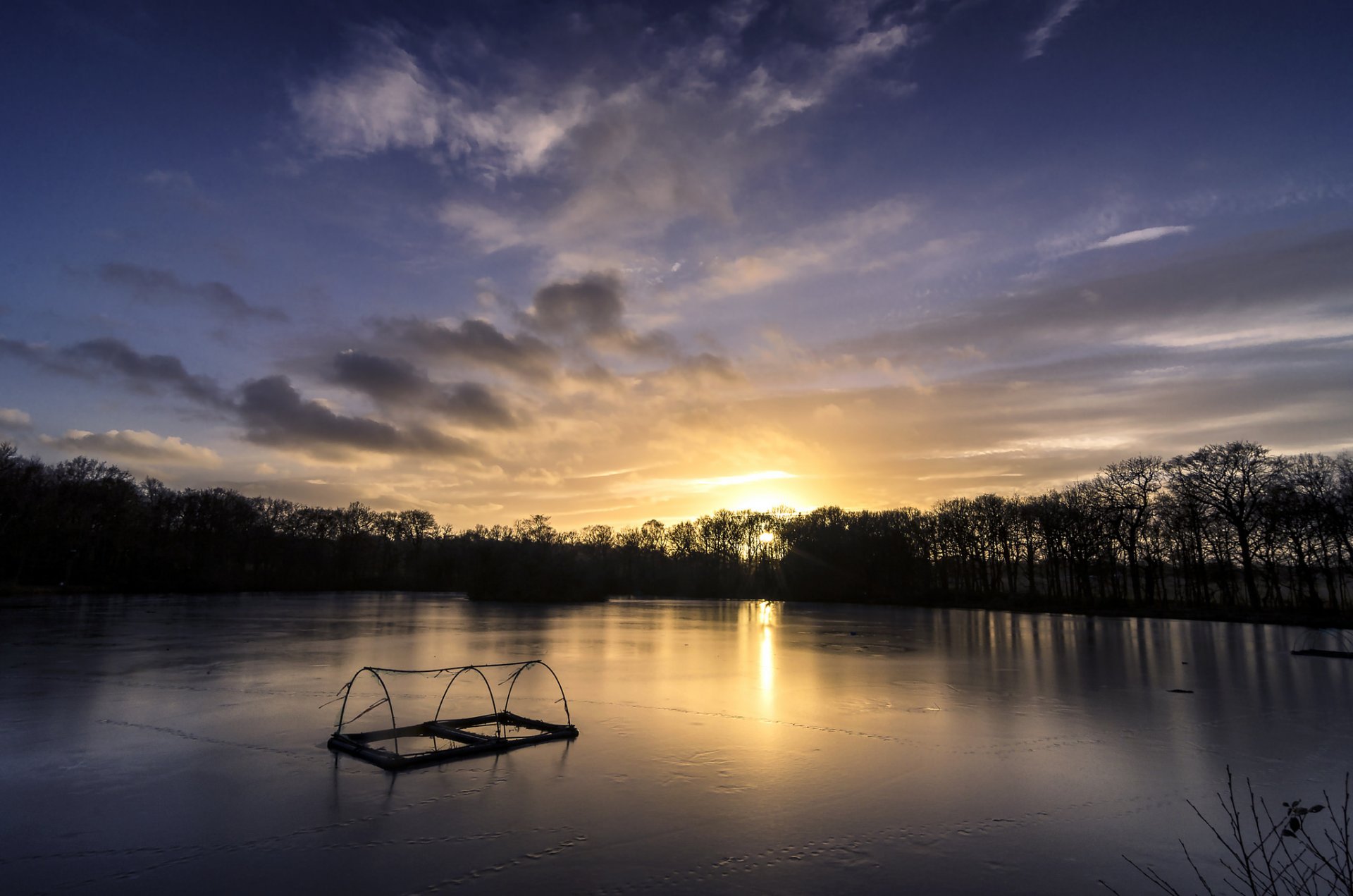 united kingdom england yorkshire leeds river beach forest tree night sunset sky cloud