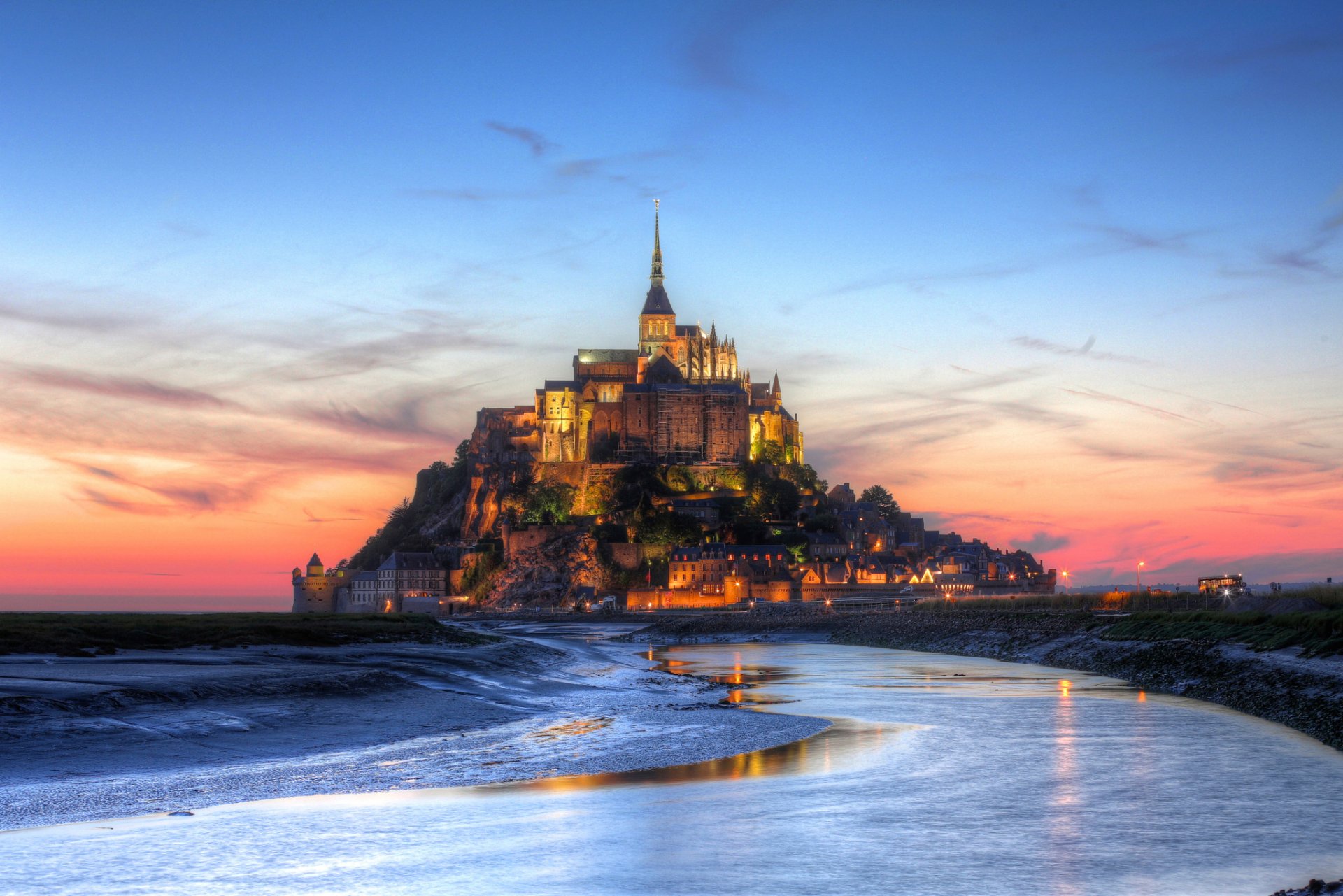 mont-saint-michel mont saint michael fortress prisma sky france