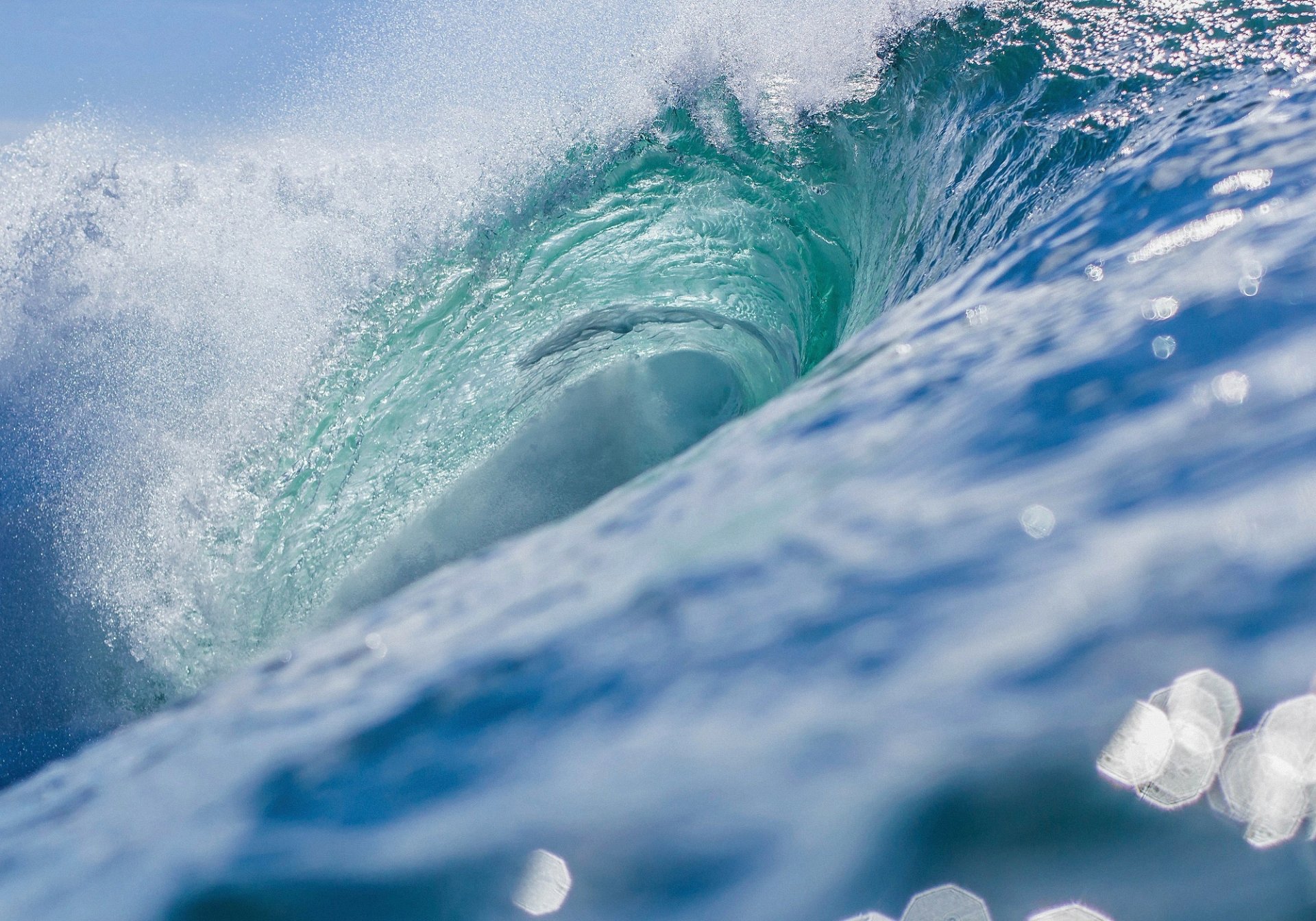 mare oceano onda spruzzi luce abbagliamento