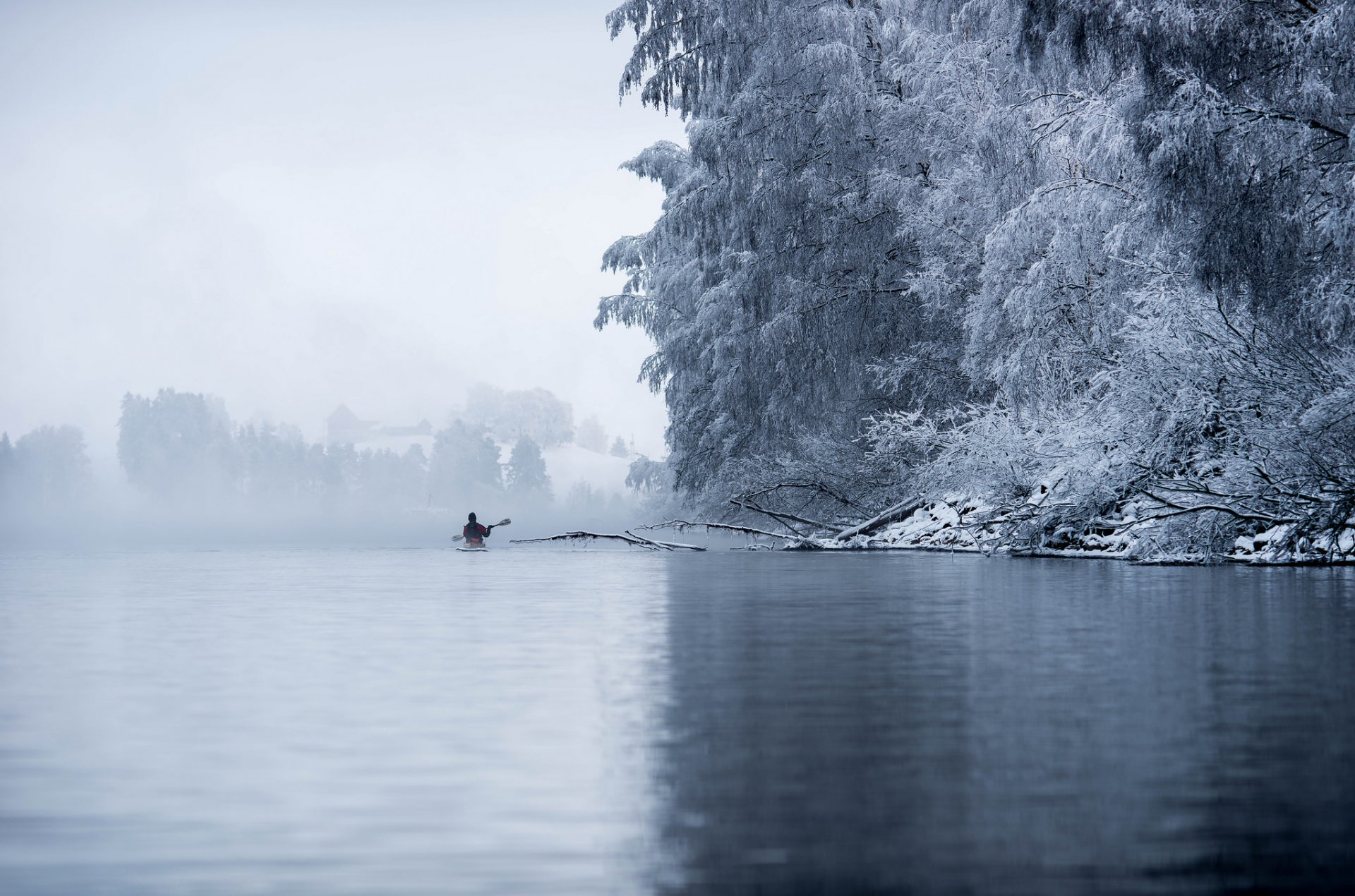 norvège fulke akershus lac hiver arbres givre bateau kayak