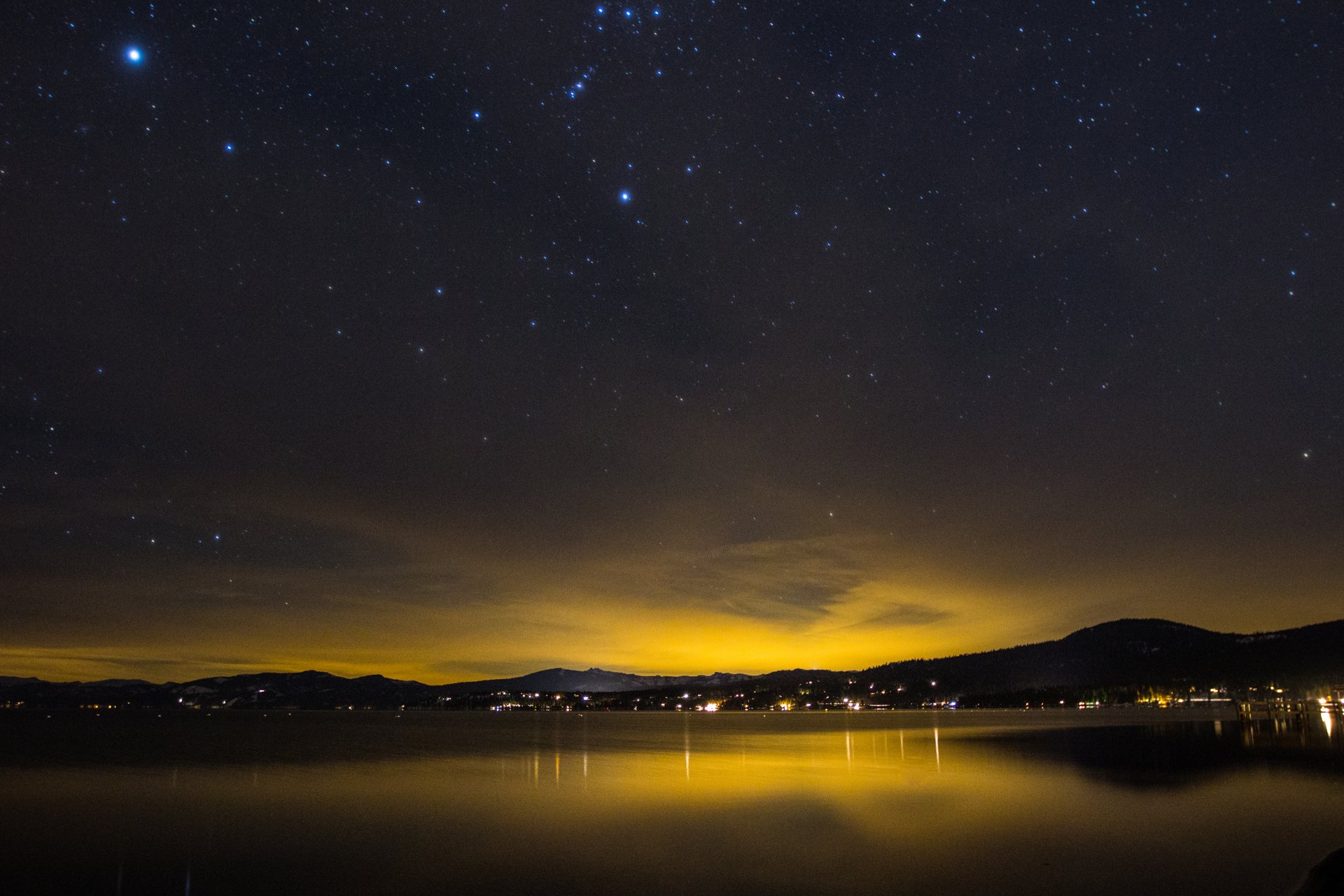 lake tahoe kings beach californie états-unis lac lueur ciel étoiles