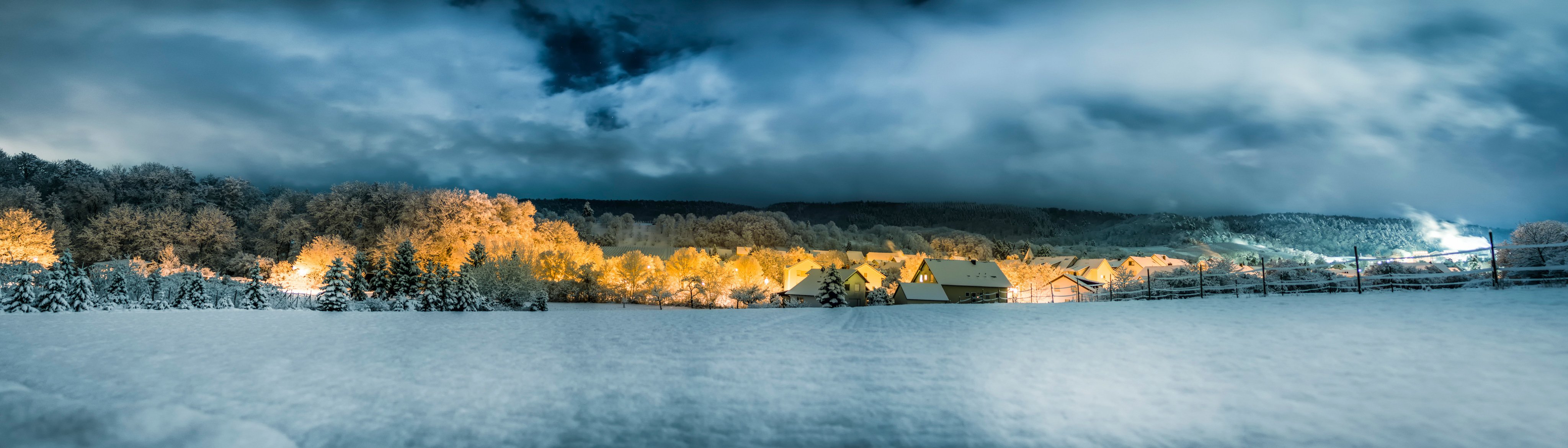 panorama maison neige hiver