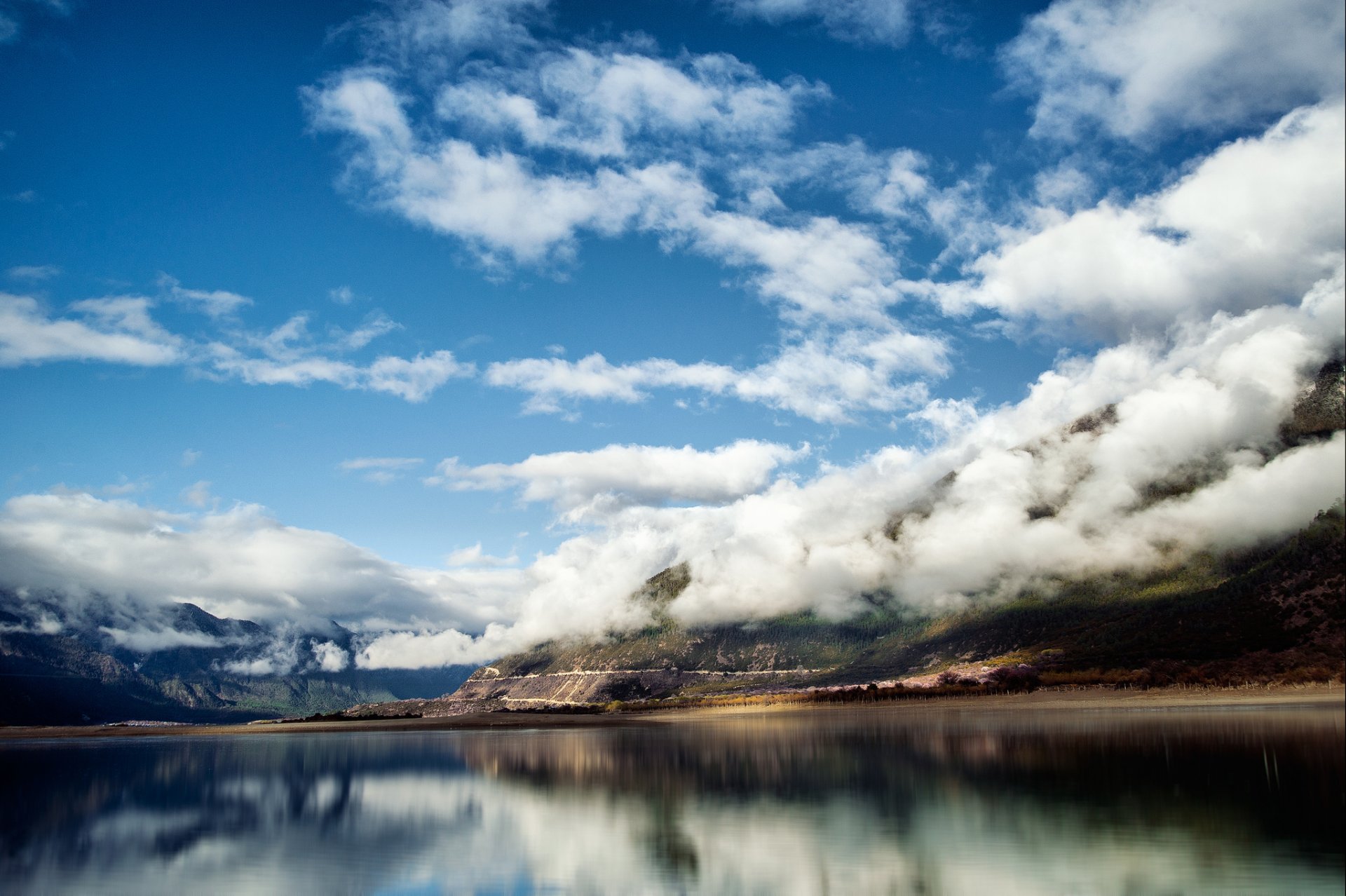 naturaleza tíbet china montañas nubes lago