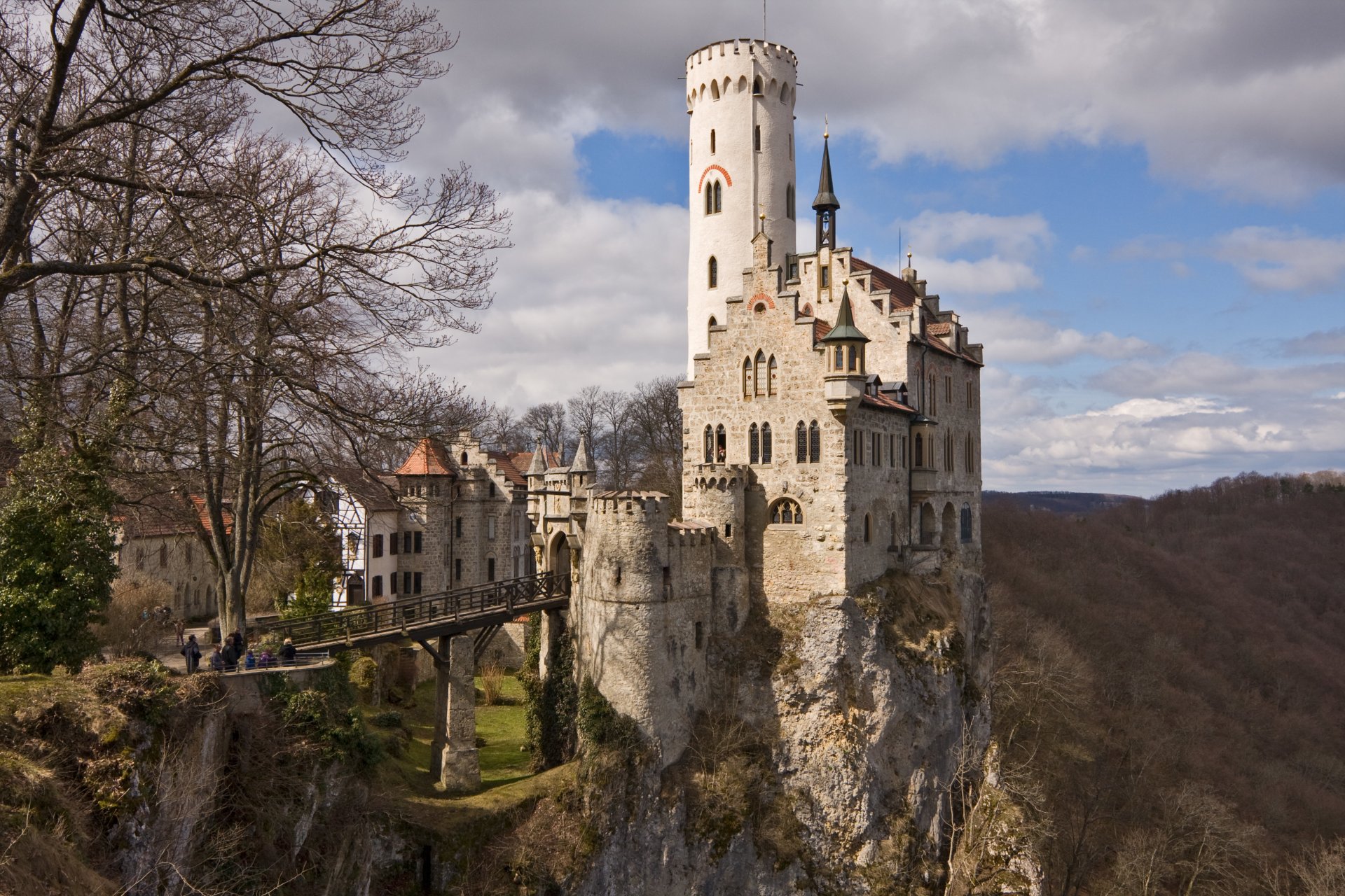 castle germany liechtenstein mountains photo