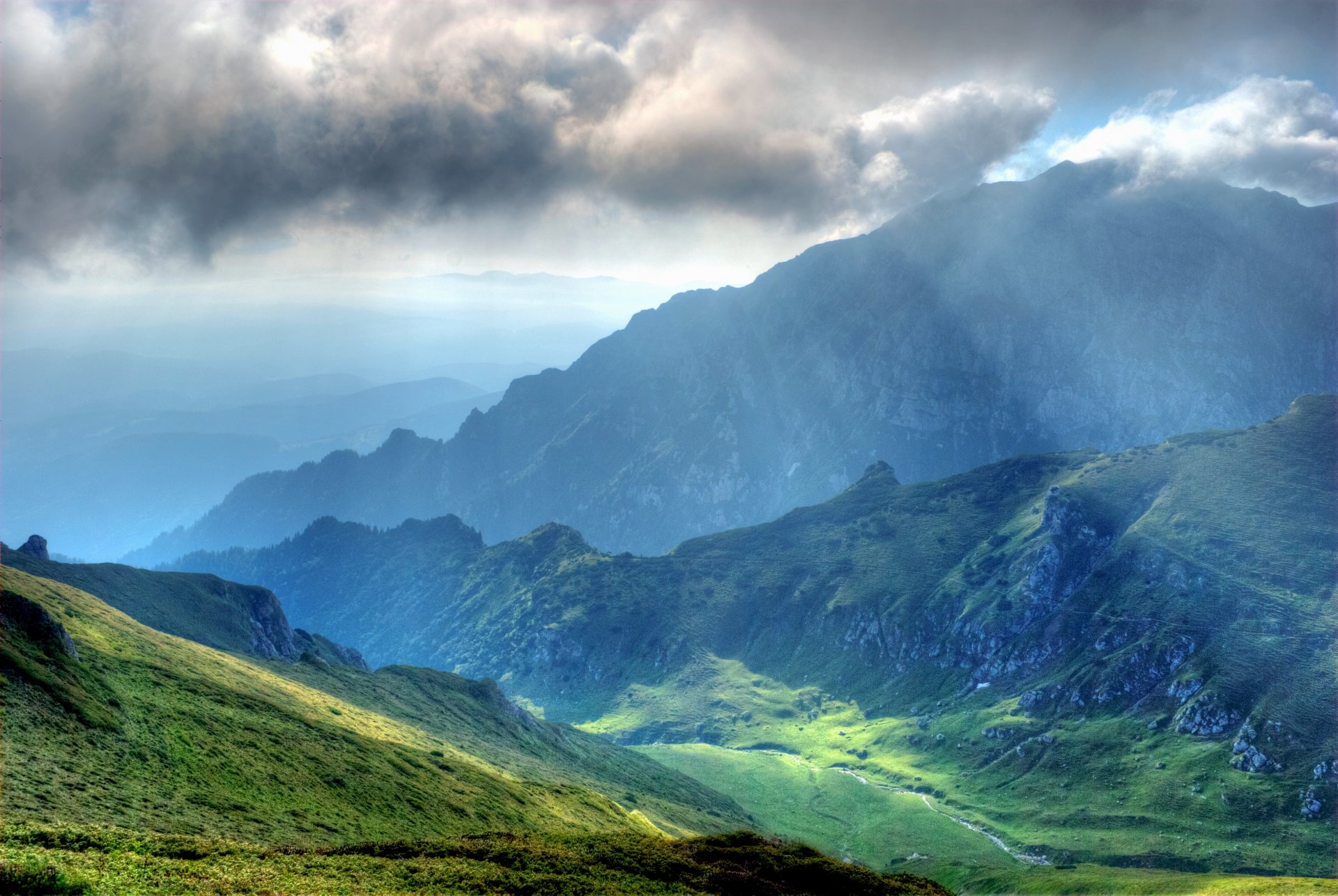 berge wolken tal