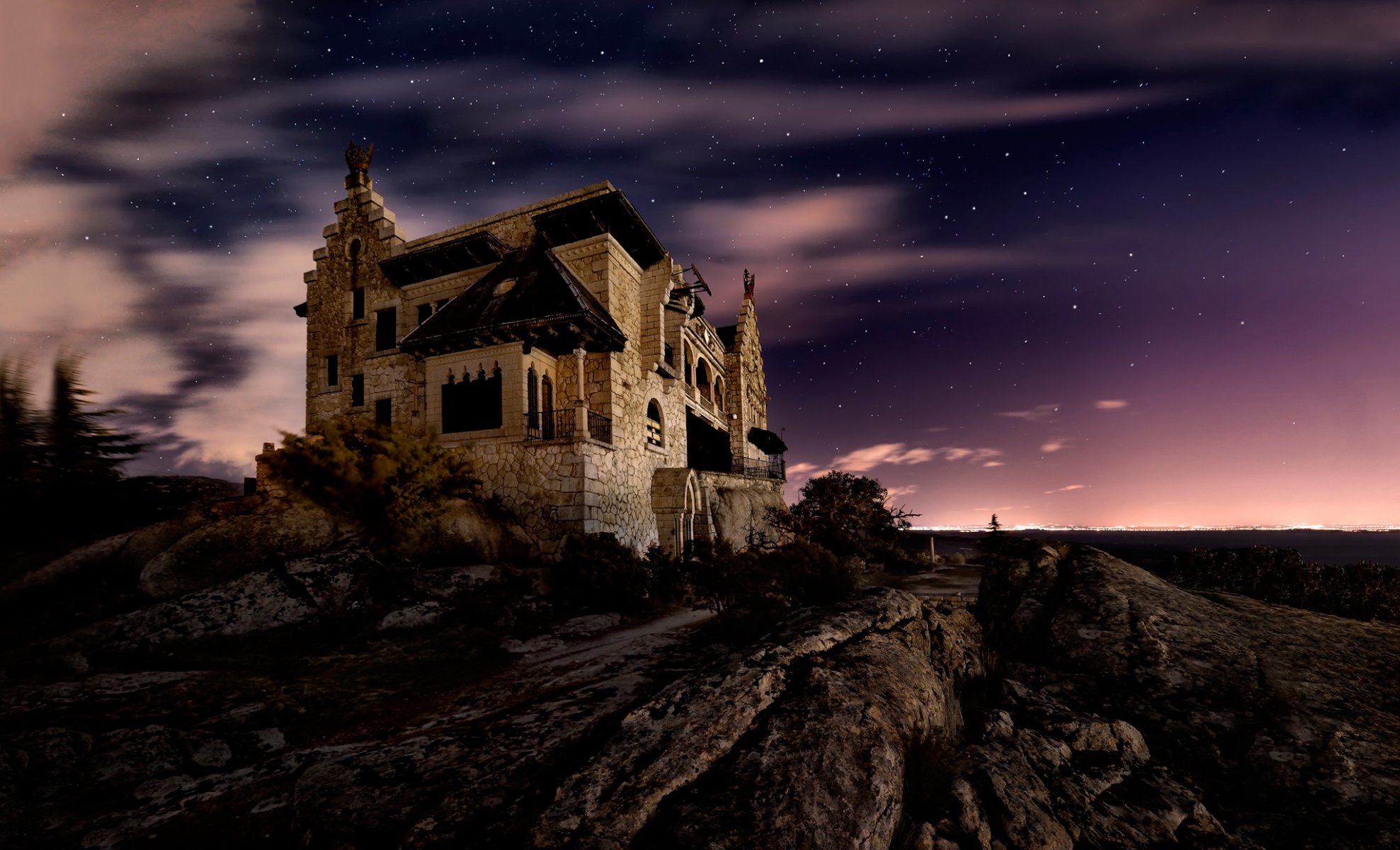 vieux manoir espagne nuit