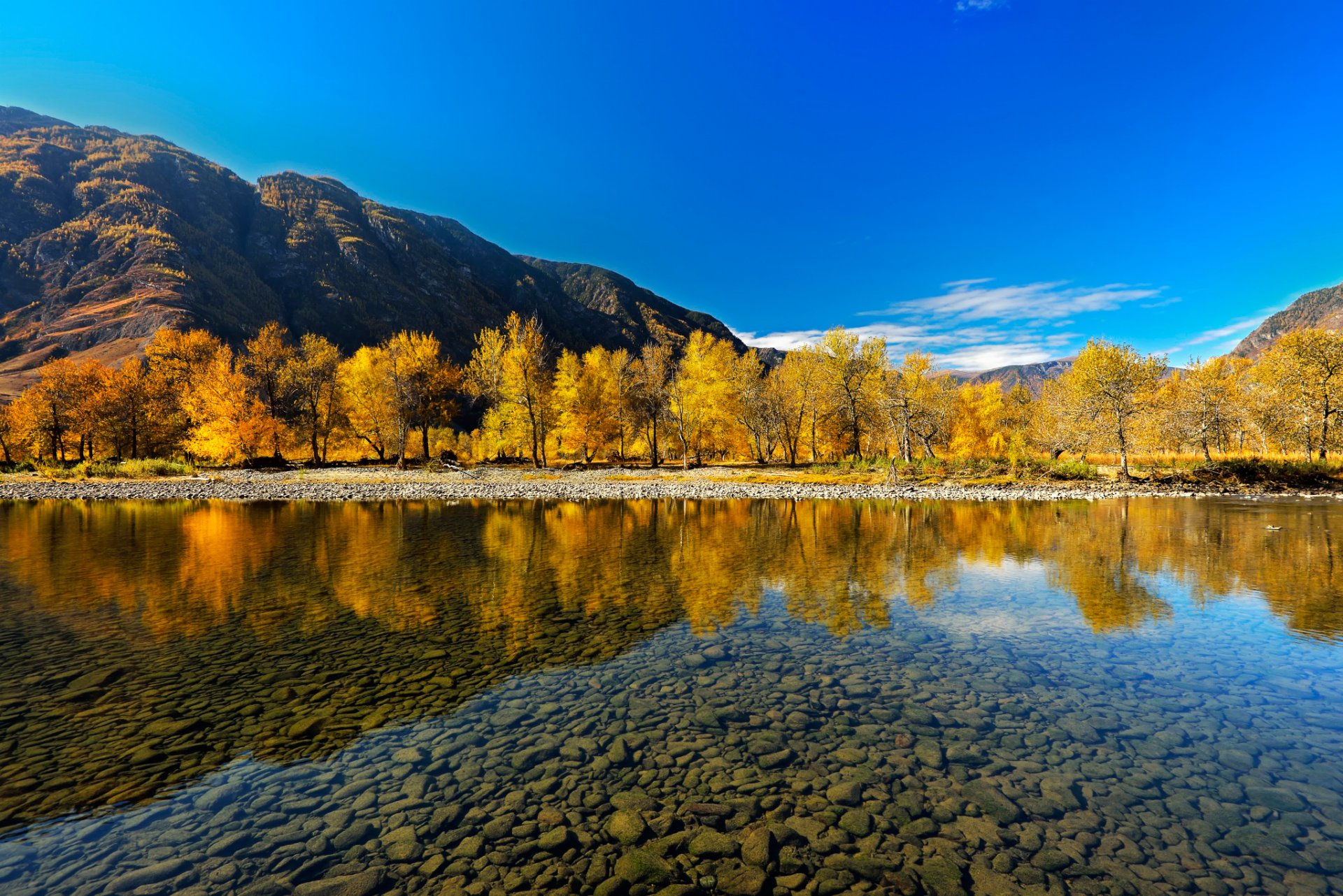 berg-altai herbst fluss reflexion