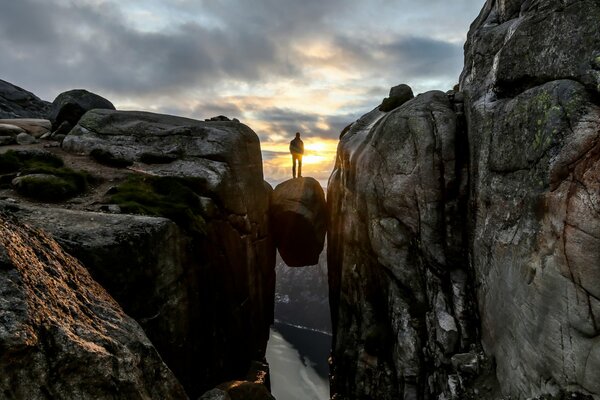 Himmel Felsen Mann Sonnenuntergang