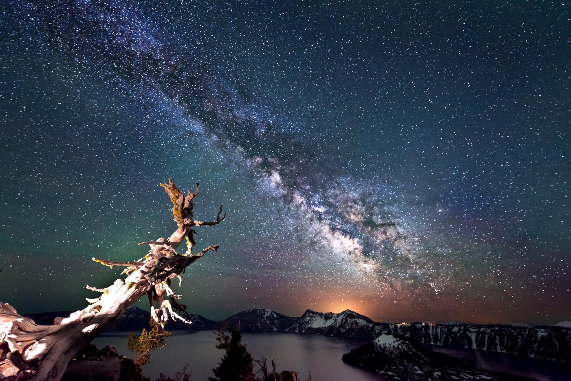 lago del cráter oregon parque nacional del lago del cráter paisaje cielo nocturno cielo vía láctea estrellas