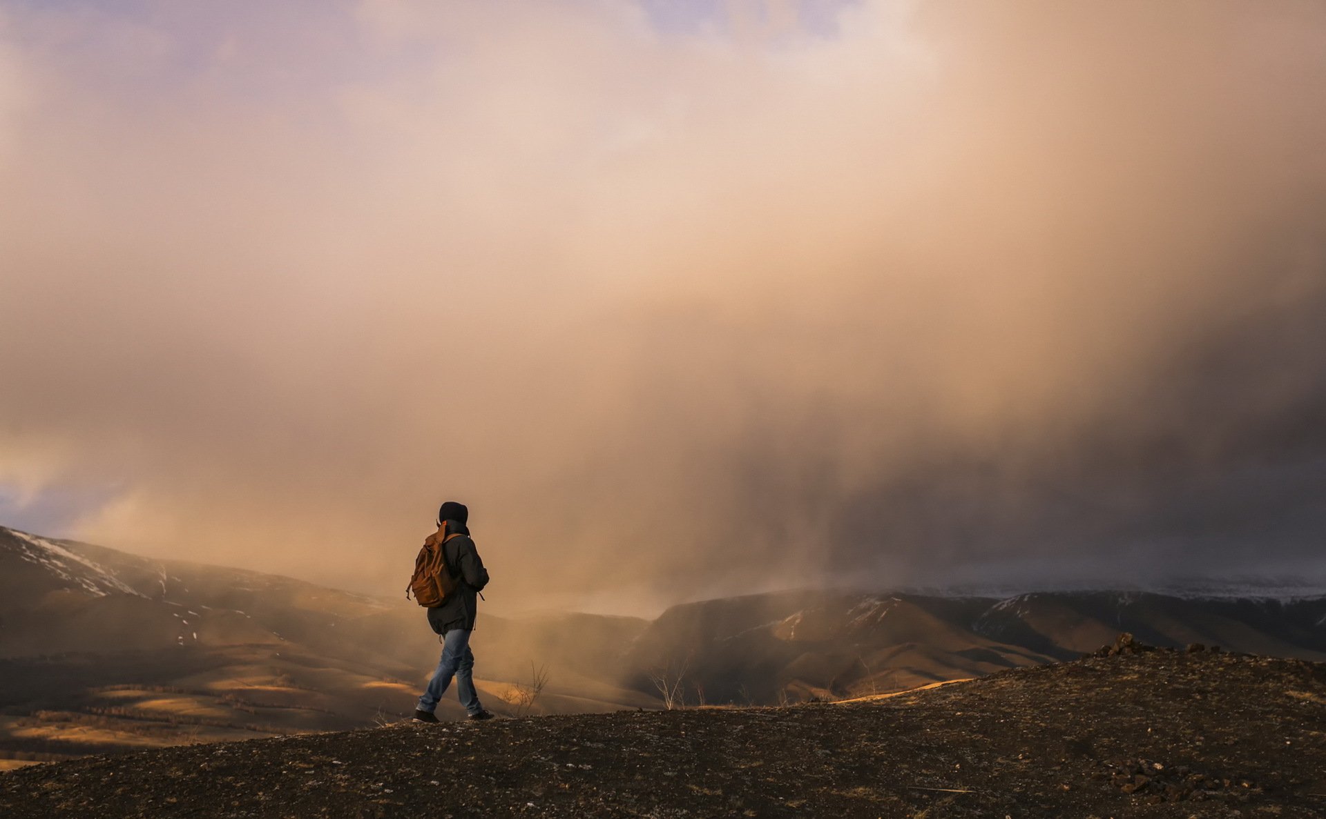 altai mountain travel