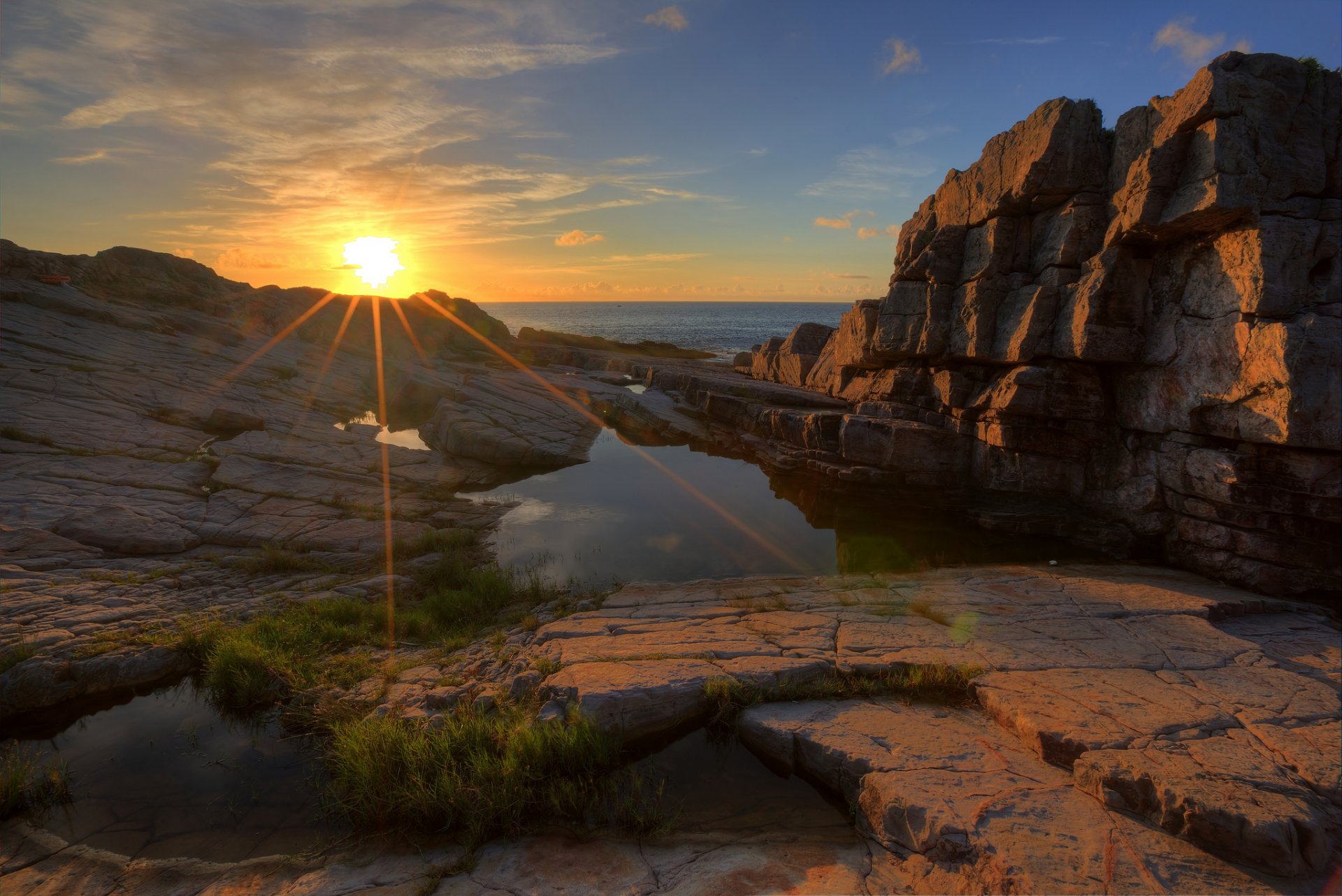 meer steine felsen sonnenuntergang sonne strahlen